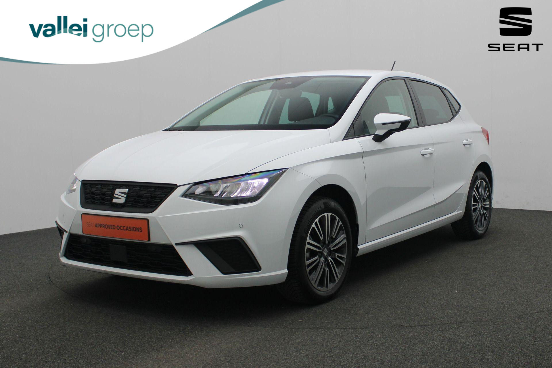 SEAT Ibiza 1.0 EcoTSI 95 pk Style | Navigatie | Stoelverwarming | Achteruitrijcamera | Adaptive Cruise | Apple Carplay / Android Auto