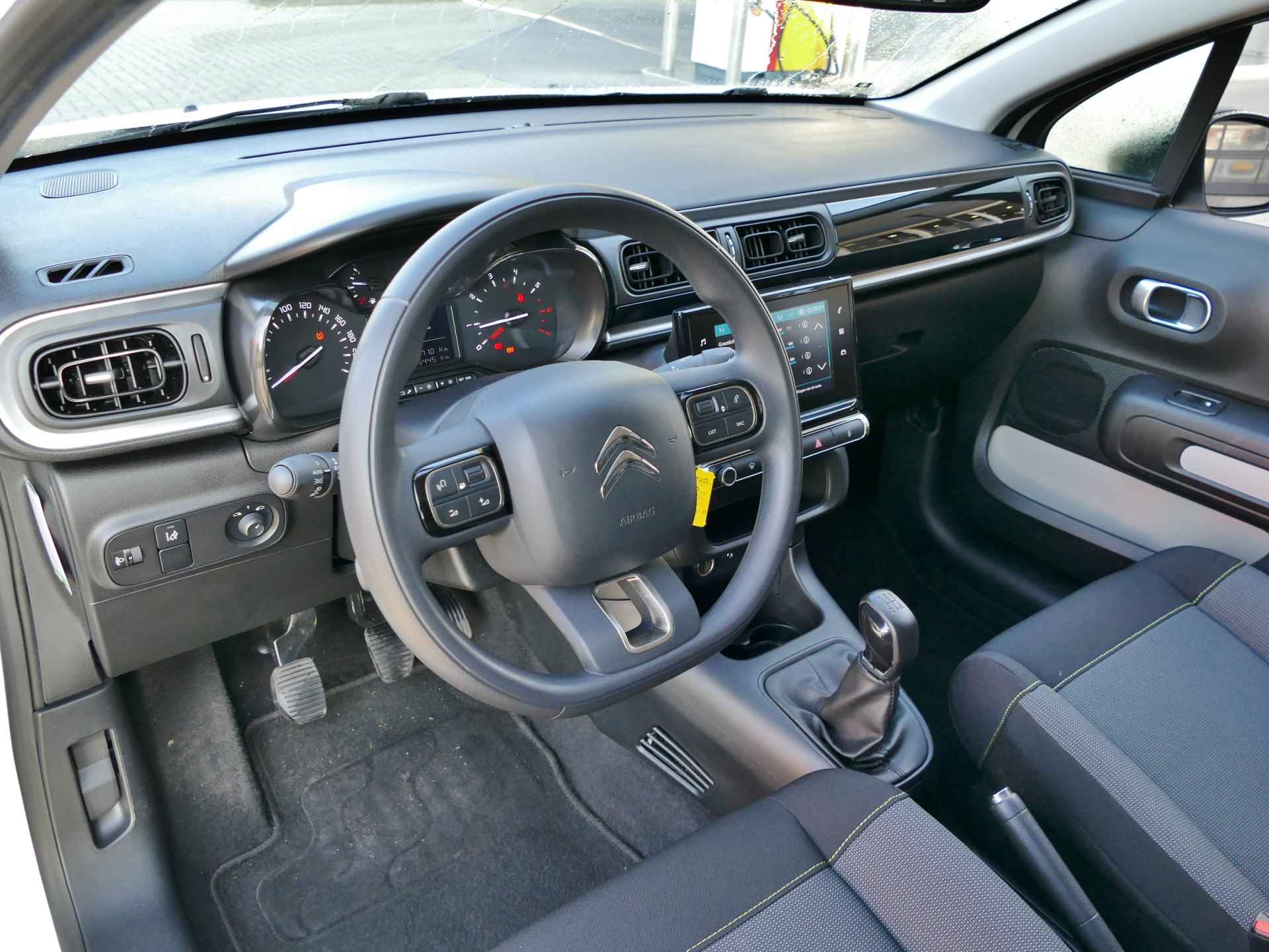 Citroën C3 1.2 PureTech Feel Edition | navigatie | all-season-banden - 27/40