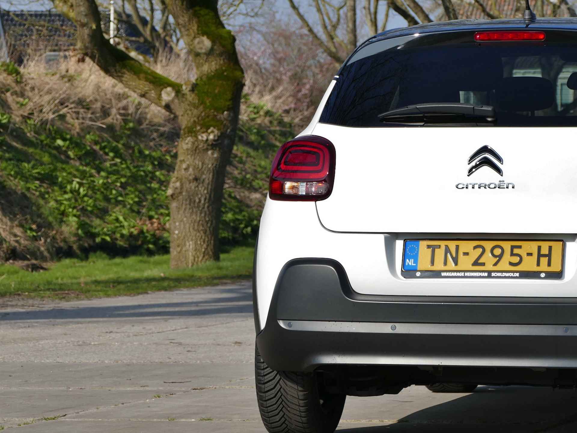Citroën C3 1.2 PureTech Feel Edition | navigatie | all-season-banden - 34/40