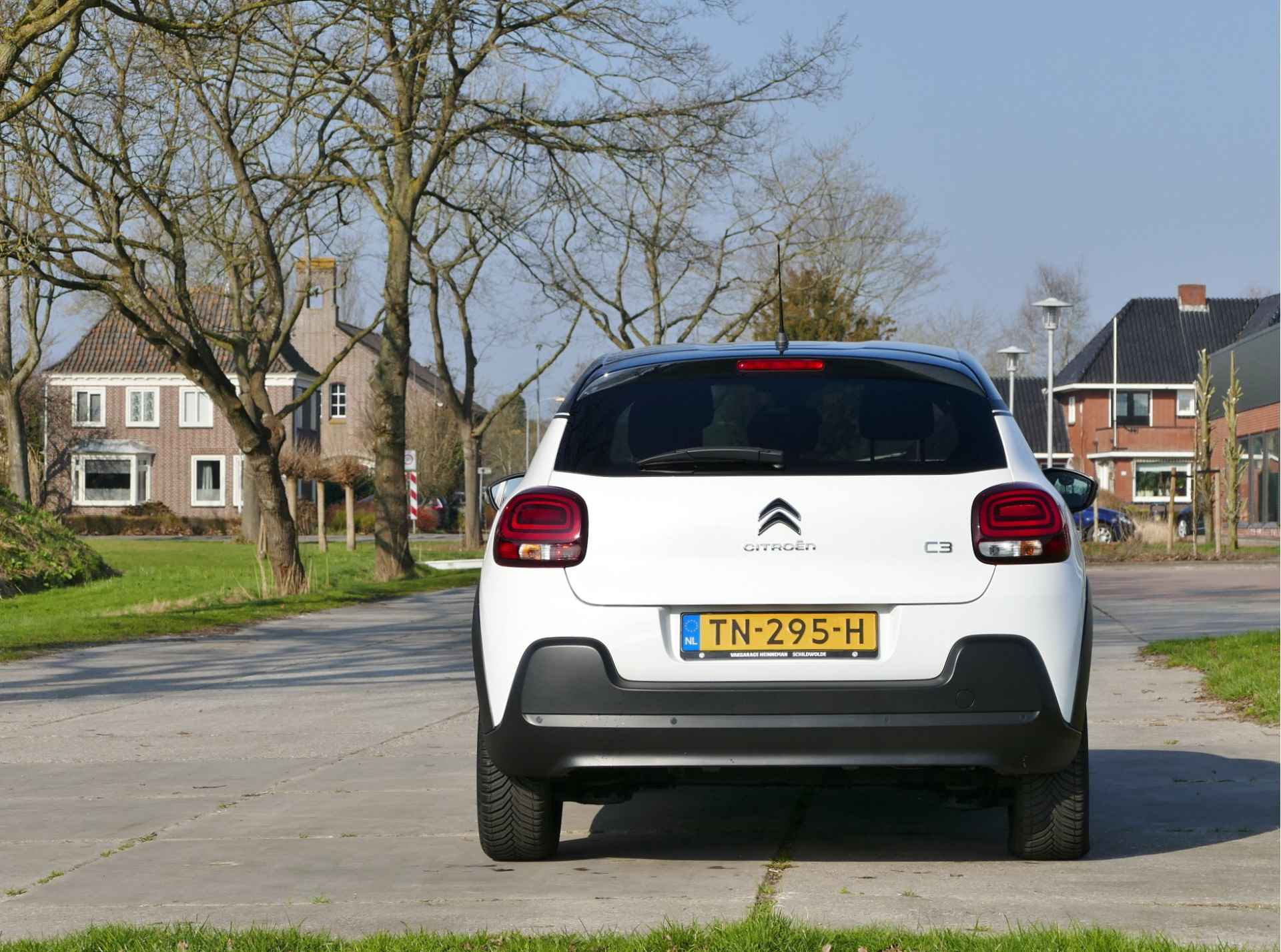 Citroën C3 1.2 PureTech Feel Edition | navigatie | all-season-banden - 35/40