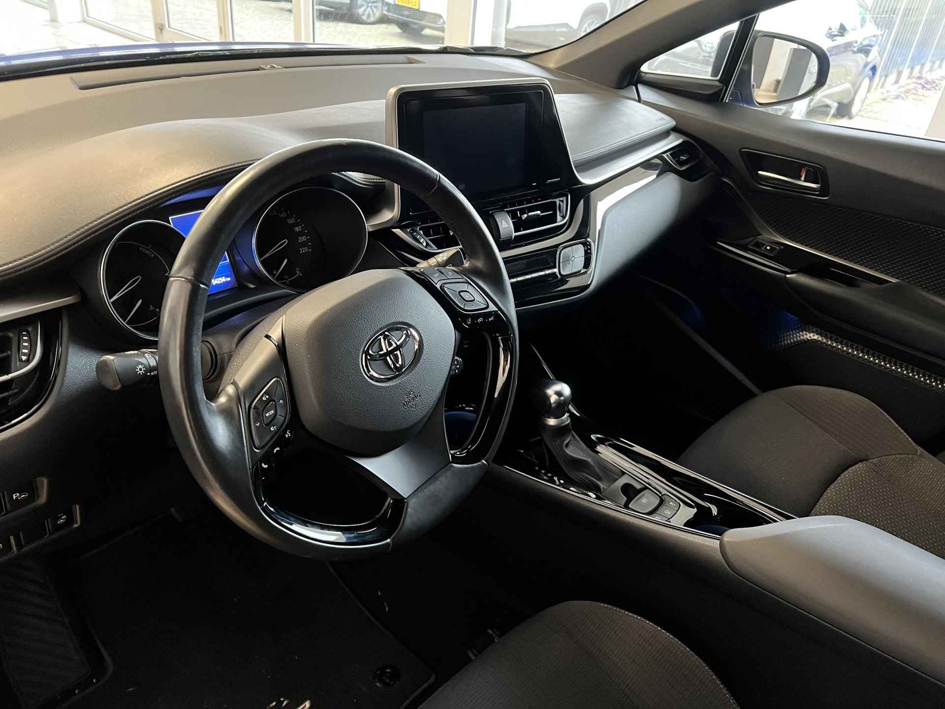 Toyota C-HR 1.8 Hybrid Bi-Tone - 7/24