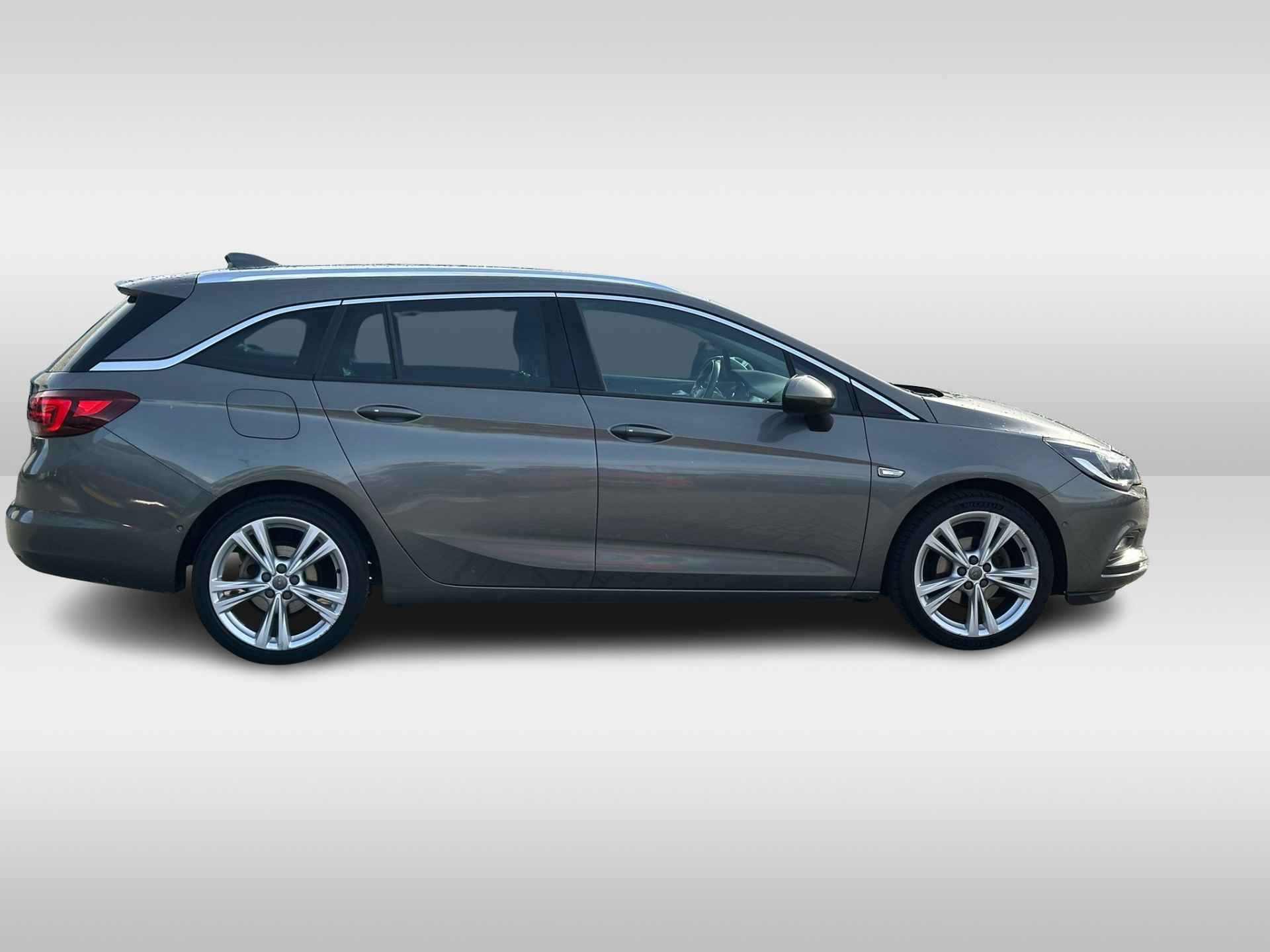 Opel Astra Sports Tourer 1.4 Innovation / Matrix LED Koplampen / Climate Control / App-Connect / 18" LMV P4 - 8/24