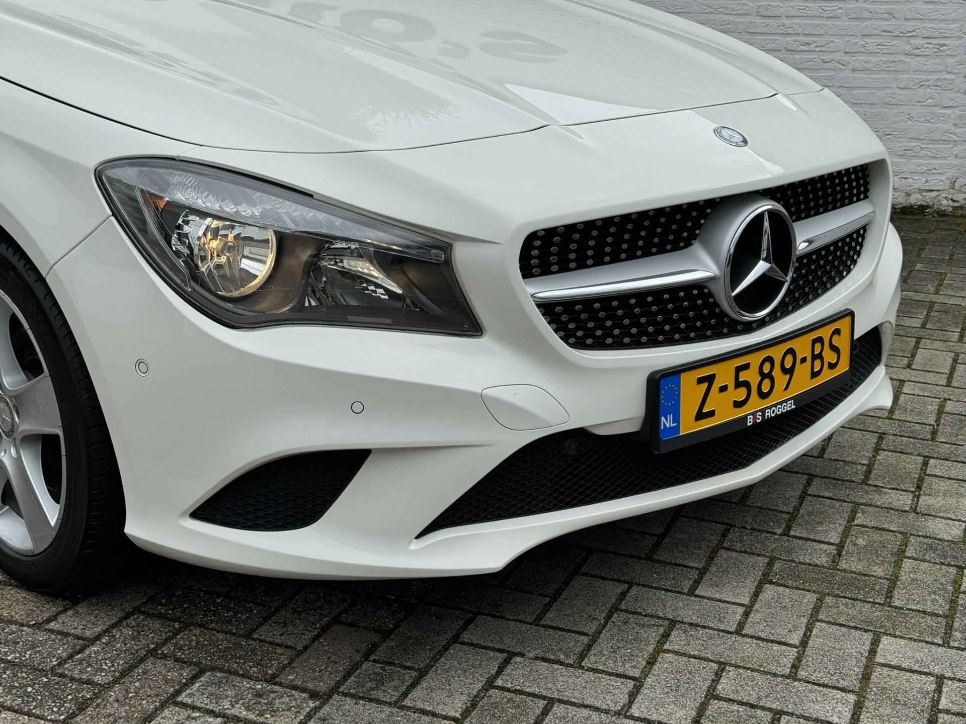 Mercedes-Benz CLA-klasse 180 Prestige Parksensors V+A Sportstoelen Leder/Stof Automatische verl. Airco Led Achterlichten - 23/43
