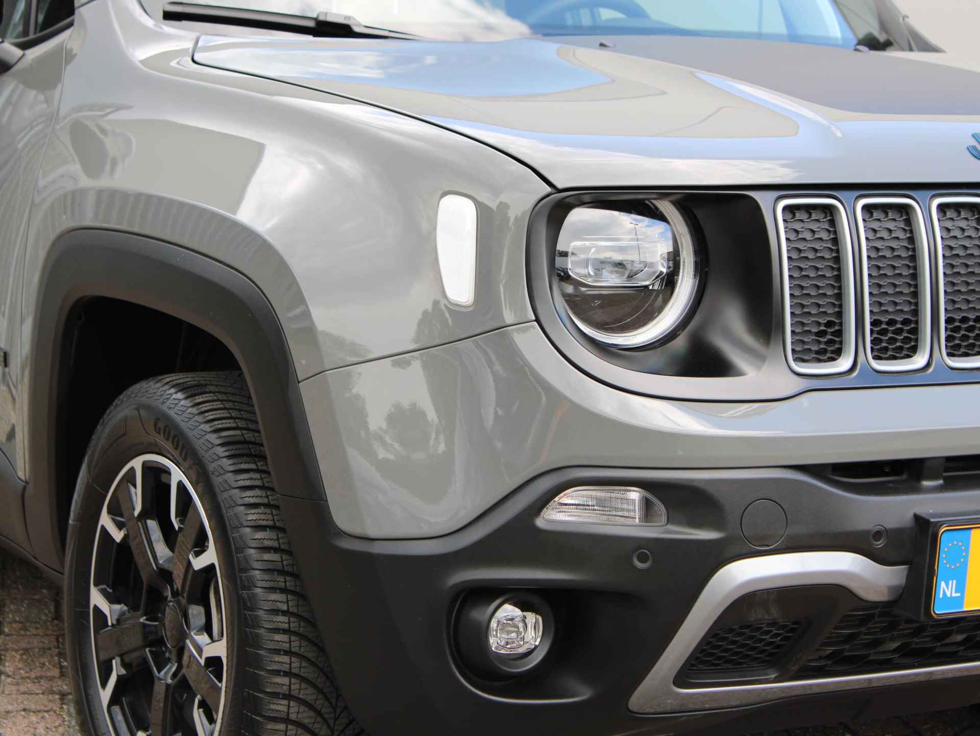 Jeep Renegade 4xe 240 Plug-in Hybrid Electric Trailhawk | Navi / Climate / Stoelverwarming - 20/24