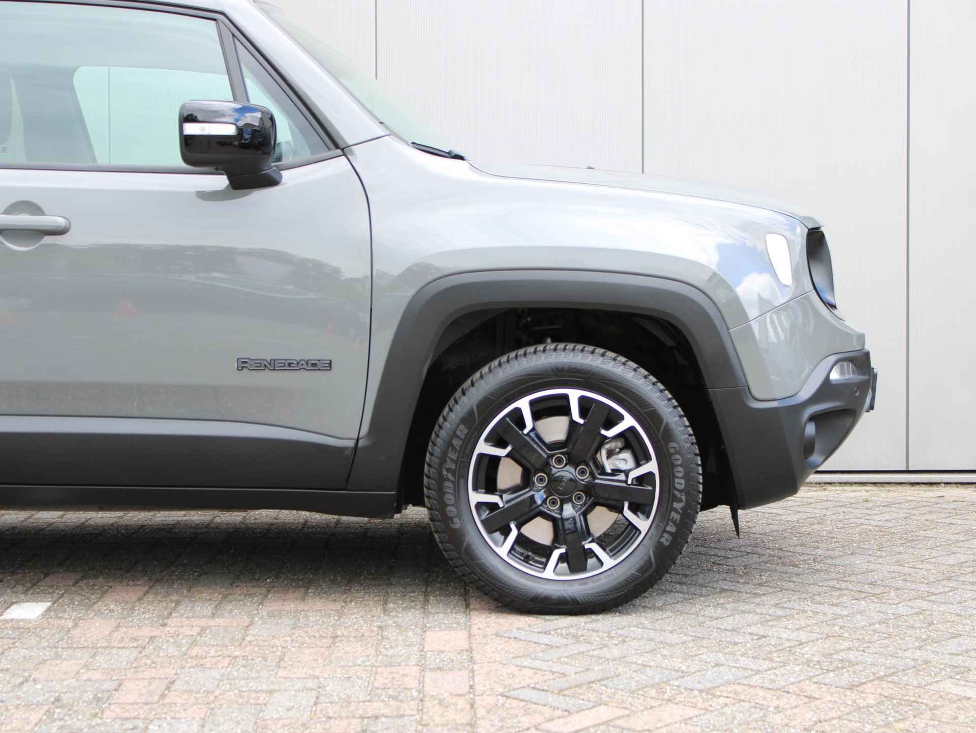 Jeep Renegade 4xe 240 Plug-in Hybrid Electric Trailhawk | Navi / Climate / Stoelverwarming - 22/24