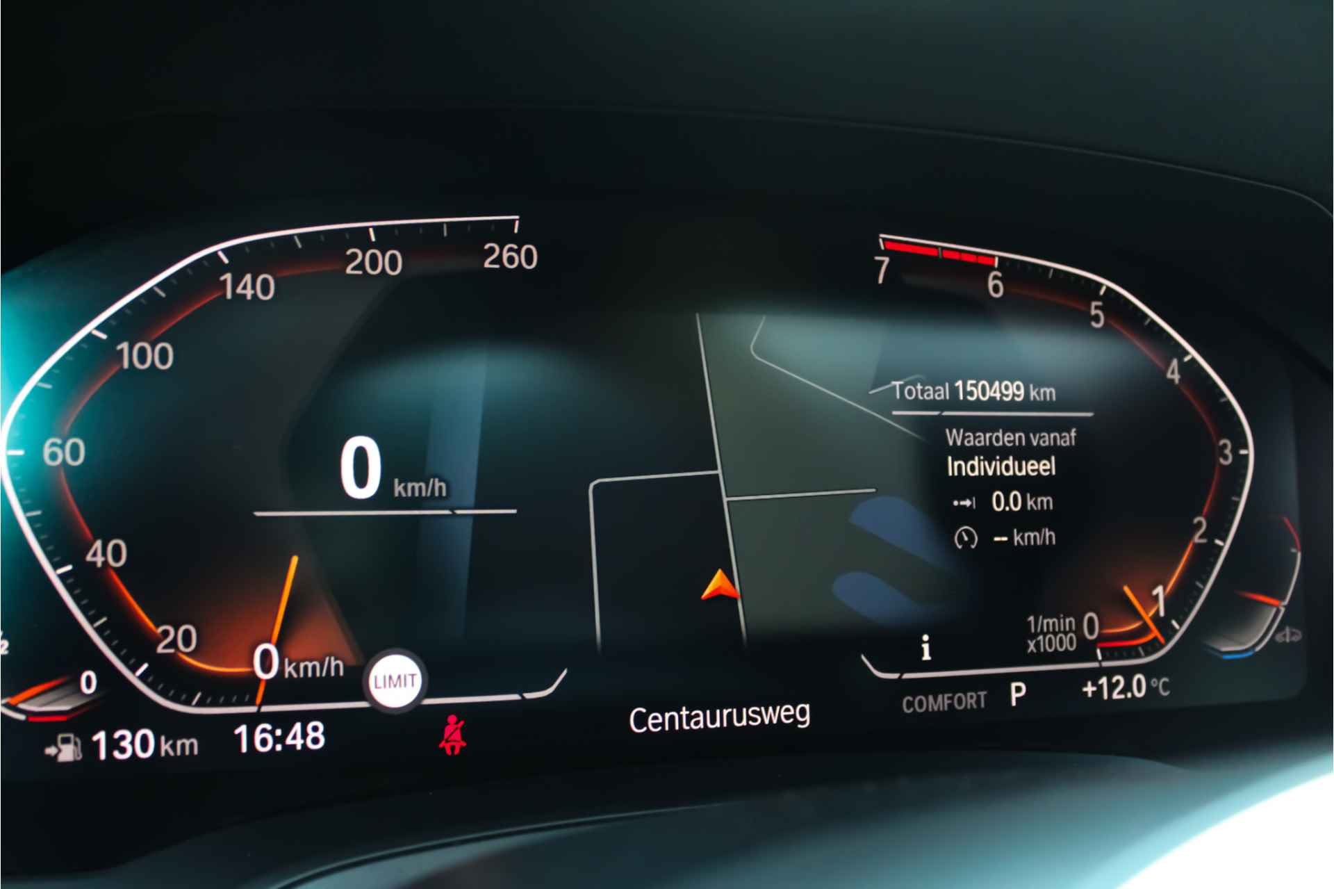 BMW 3-serie 320i High M-Sport | Schuifdak | HuD | Leder - 18/28