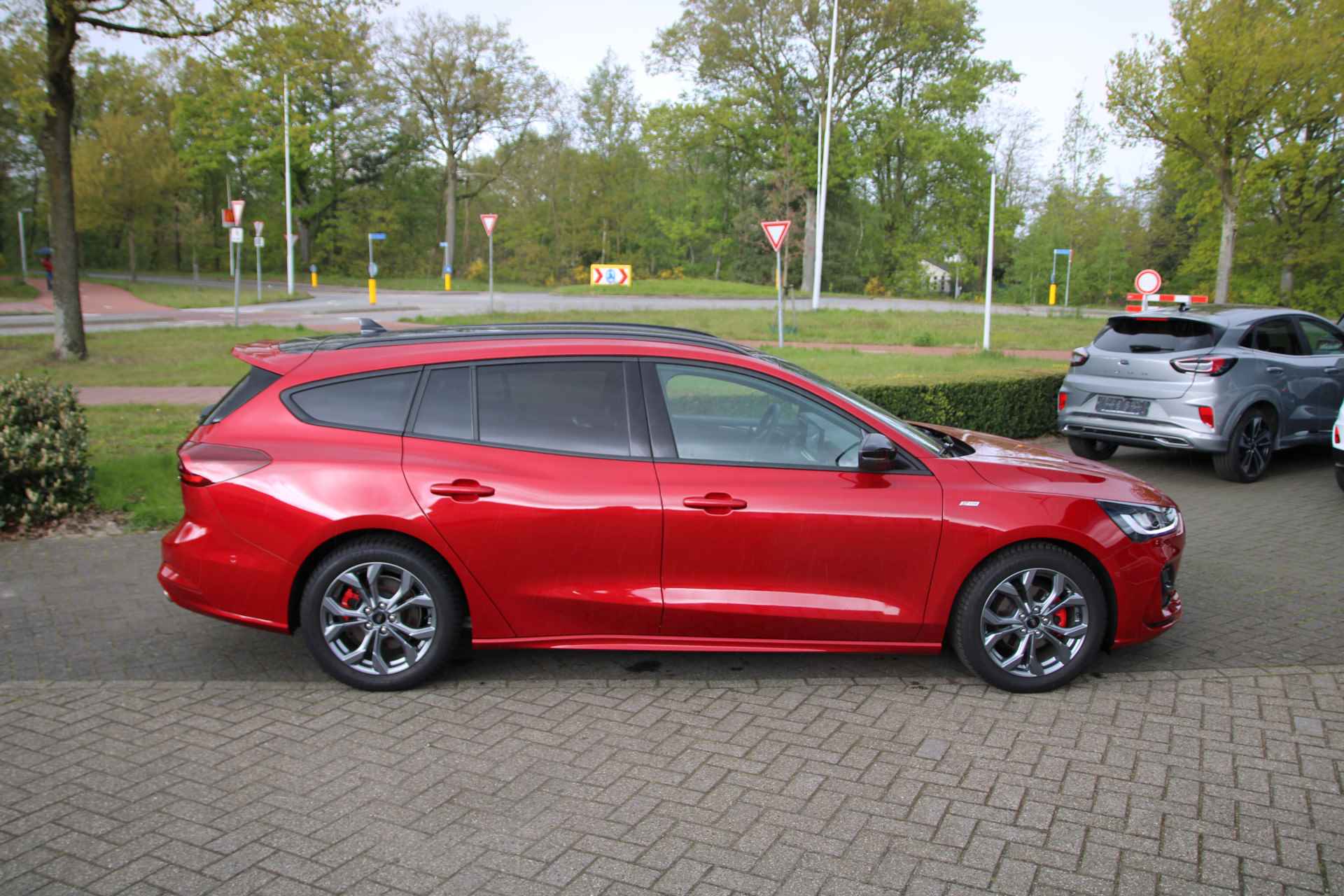 Ford FOCUS Wagon 1.0 EcoBoost 155 PK Hybrid ST-Line X Automaat NAVI SYNC 4 DRIVER ASS.PACK A WINTERPACK - 15/30