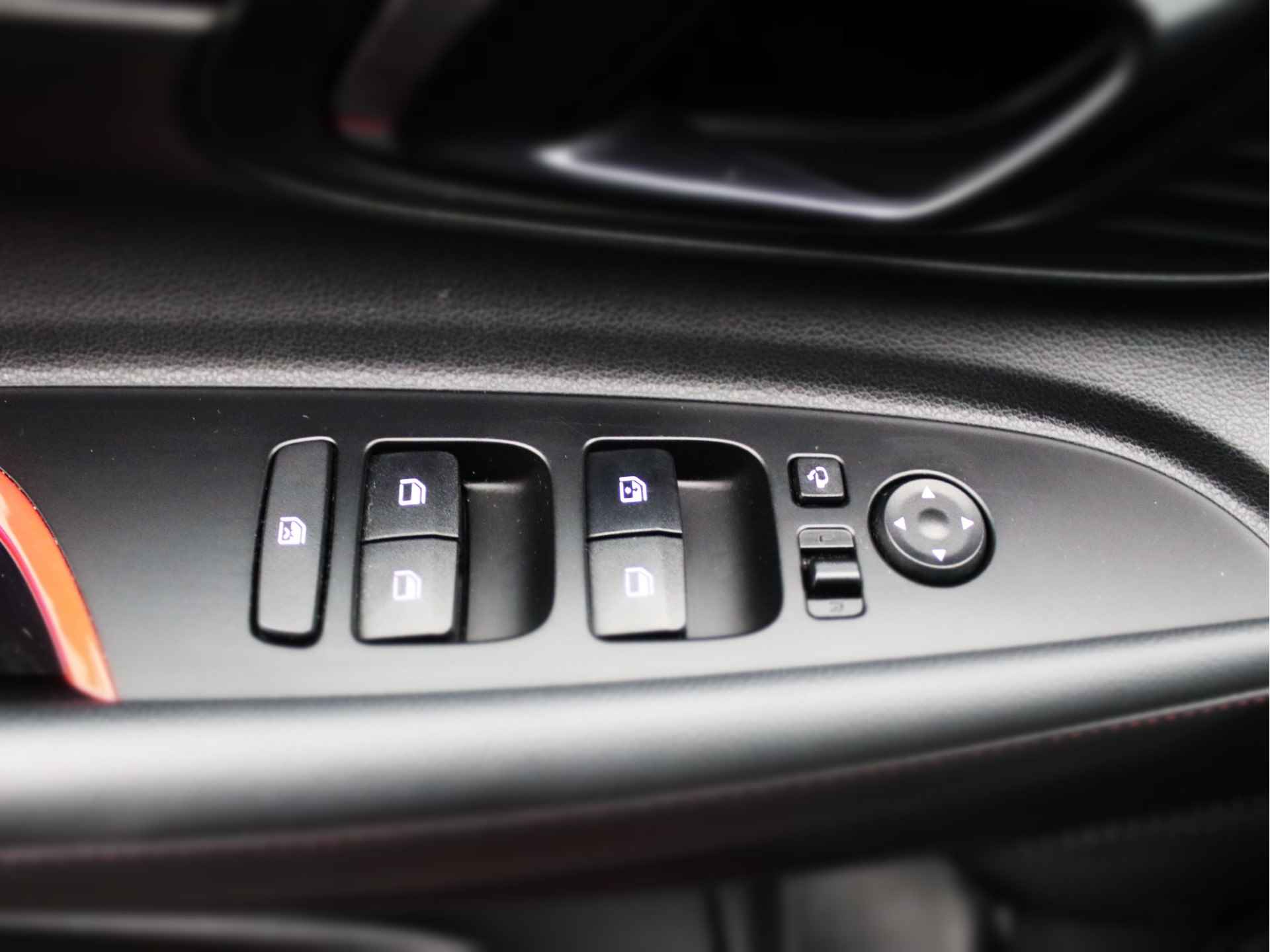 Hyundai i20 1.0 T-GDI N Line Automaat | BOSE Audio | Navigatie | Camera Rijklaarprijs! - 31/36