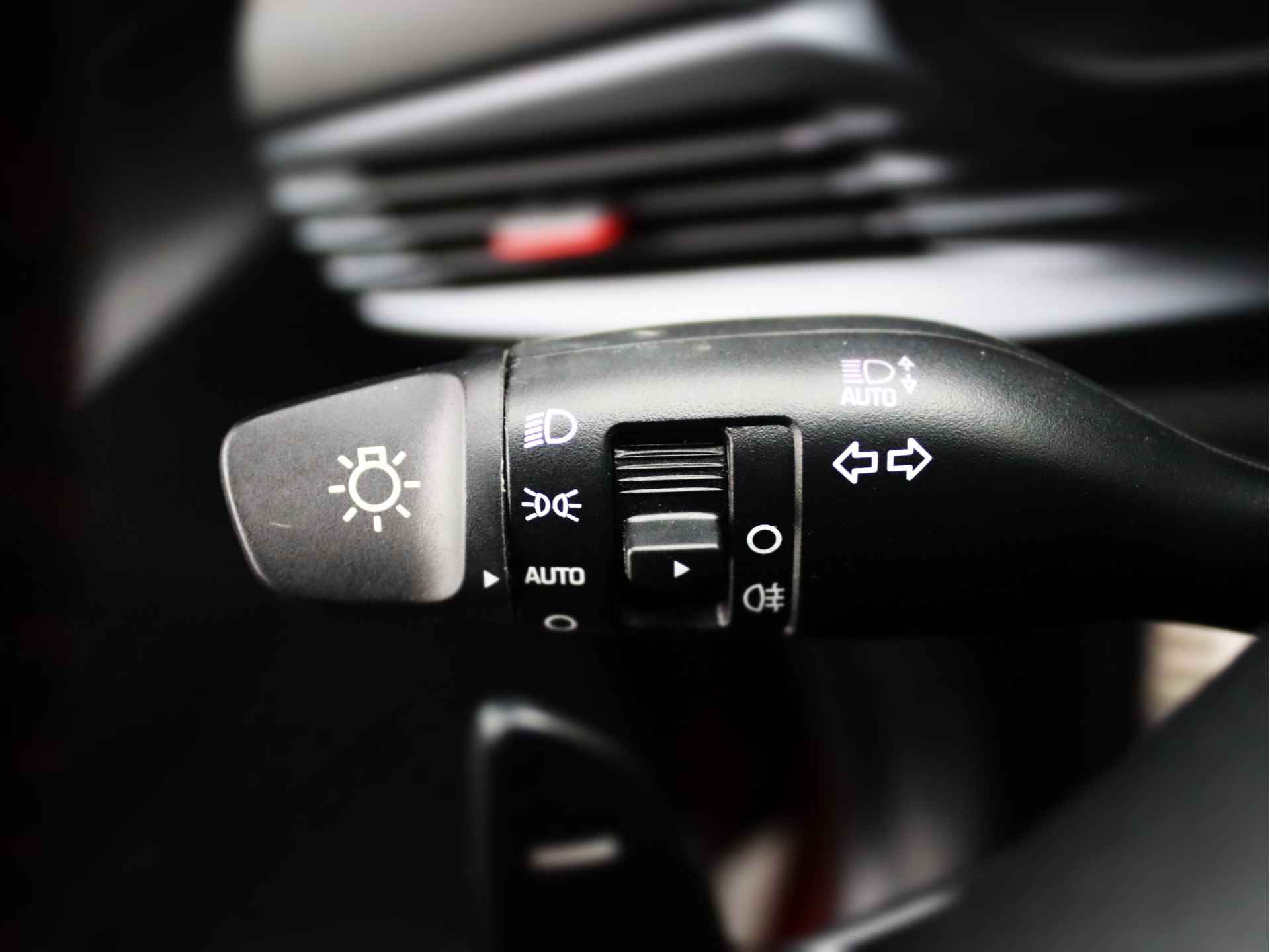 Hyundai i20 1.0 T-GDI N Line Automaat | BOSE Audio | Navigatie | Camera Rijklaarprijs! - 32/36