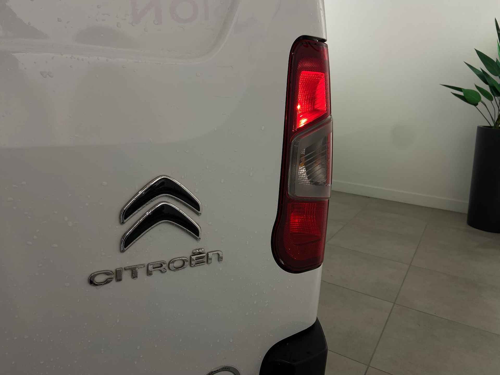 Citroen Berlingo 1.5 BlueHDI Driver NAVI | LMV | CAM | LAADRUIMTE BEKLEDING - 19/23