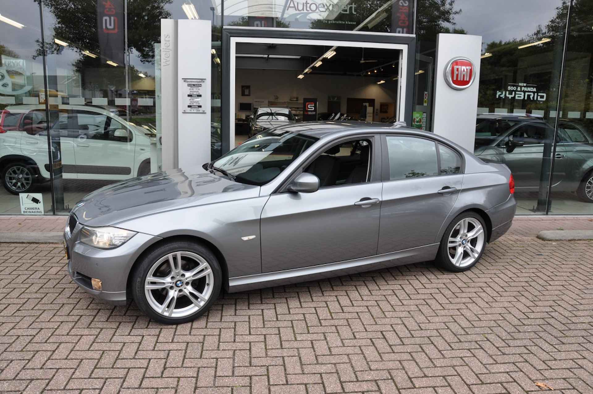 Bmw 3-serie NAVI 320i High Executive - 3/25