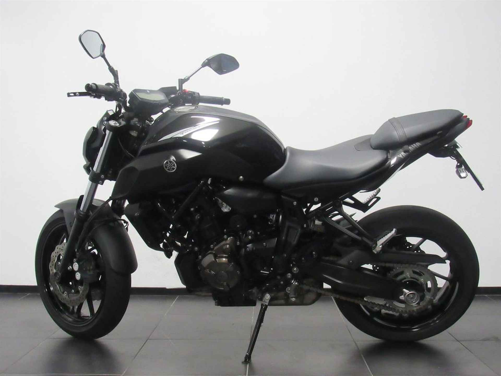 Yamaha MT-07 ABS - 4/14