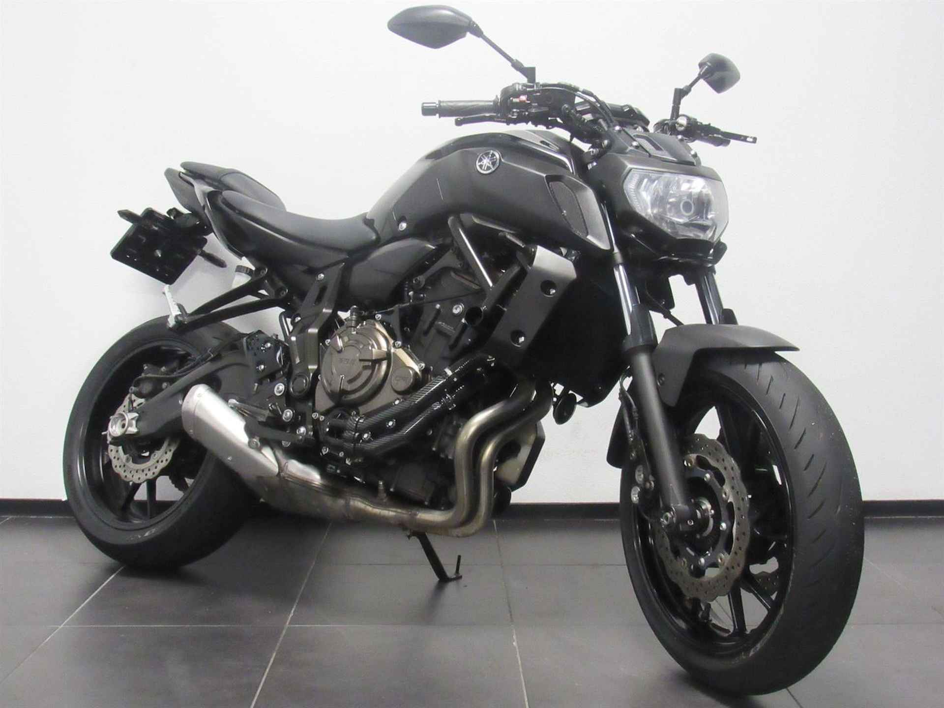 Yamaha MT-07 ABS - 2018 - 2/14