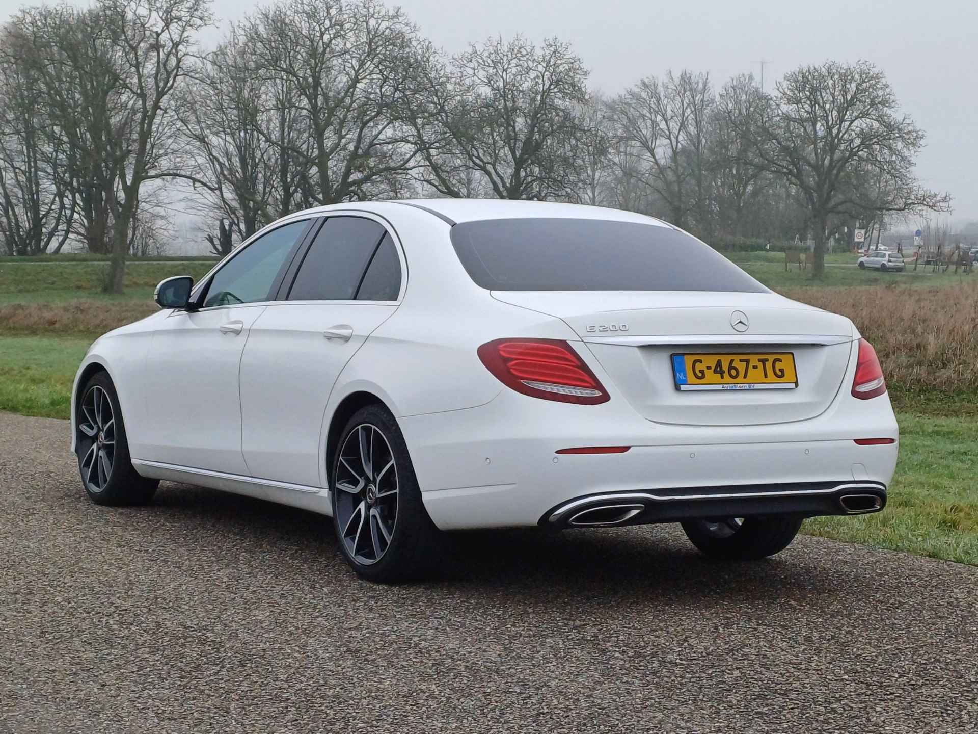 Mercedes-Benz E-Klasse 200 Premium | Sfeerverlichting | Camera | Prachtige auto - 10/50