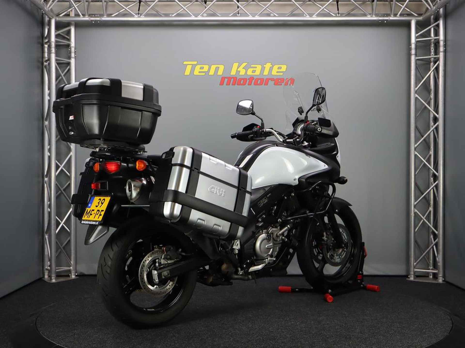 Suzuki V-Strom DL 650 A - 10/13