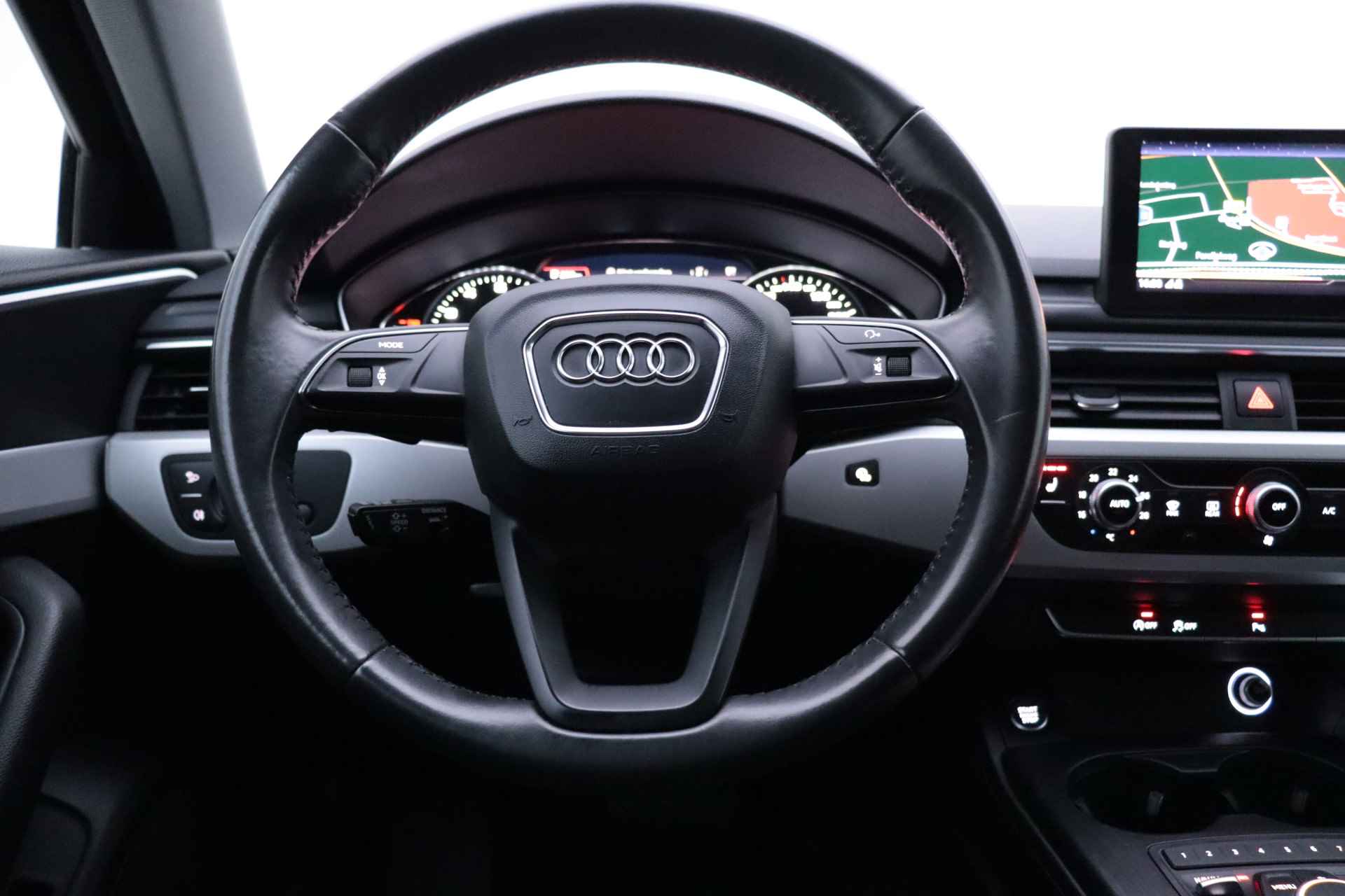 Audi A4 Avant 1.4TFSI S-Tr. DESIGN LINE Plus FULL LED/ADAPTIVE CRUISE/NAVI/ELEK TREKHAAK/STOELVERW./PDC V+A/LMV 18" - 18/27