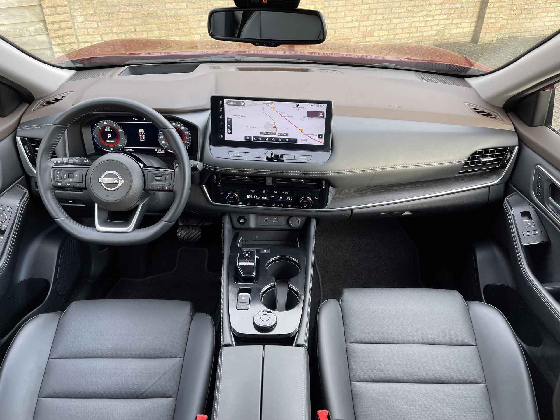 Nissan X-Trail 1.5 e-4orce Tekna 4WD 7p. | Apple Carplay/Android Auto | Head-Up Display | Adapt. Cruise Control | Leder | Stuur- + Stoelverwarming | Geheugenstoelen | Rijklaarprijs! - 14/31