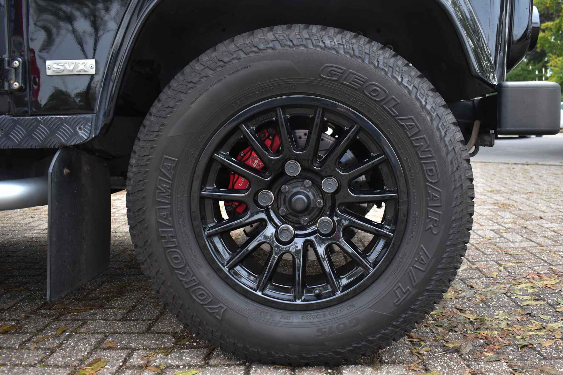 Land Rover Defender 2.4 TD 90 SW SVX 60th Anniversary UNIEK Schuifdak - 5/41