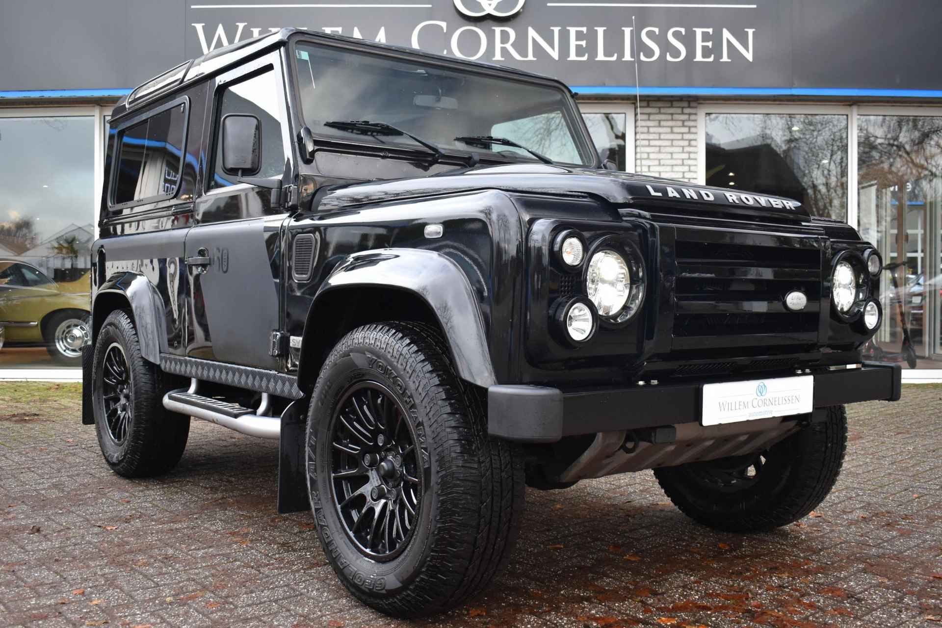 Land Rover Defender 2.4 TD 90 SW SVX 60th Anniversary UNIEK Schuifdak - 7/45