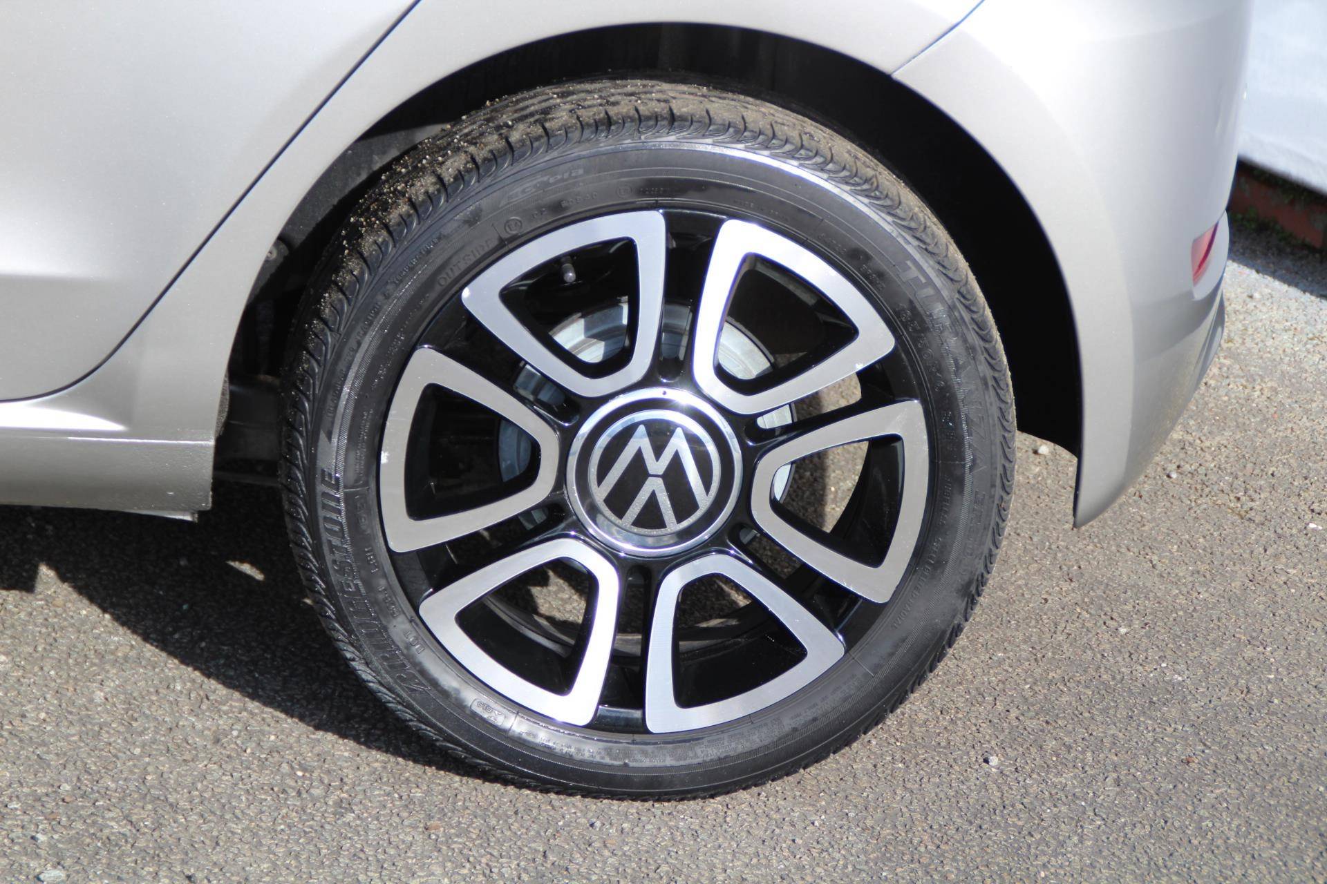 Volkswagen E-Up! E-up! Sportvelgen | Camera | Clima | Cruise | Stoelverwarming | Parkeersensoren | 260 KM Range !! - 5/28
