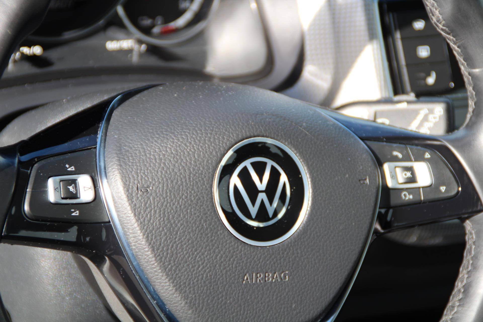 Volkswagen E-Up! E-up! Sportvelgen | Camera | Clima | Cruise | Stoelverwarming | Parkeersensoren | 260 KM Range !! - 10/28