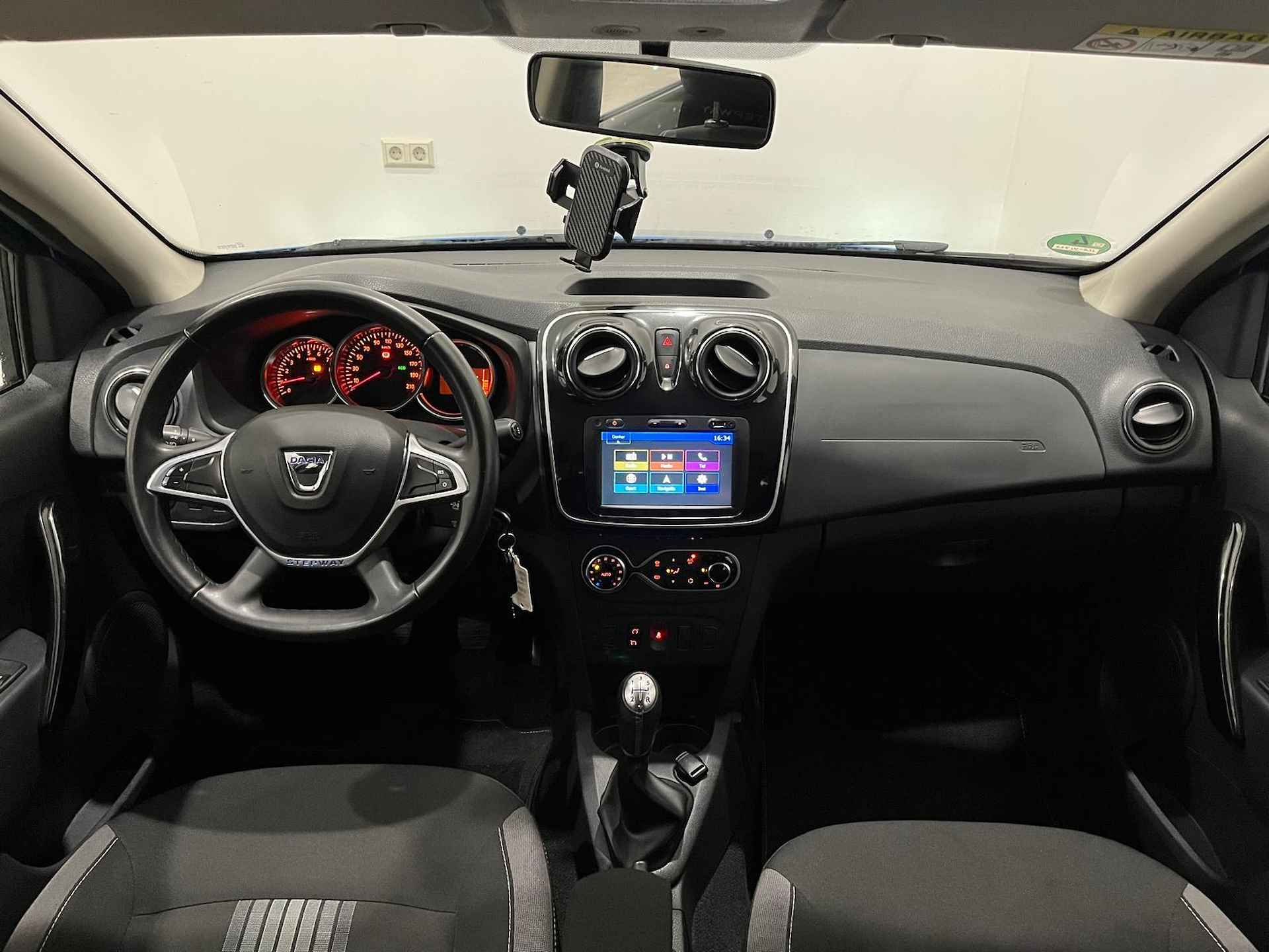 Dacia Sandero Stepway 0.9 TCe 90 Serie Limitée | Navigatie | Climate Control | Achteruitrijcamera - 3/36