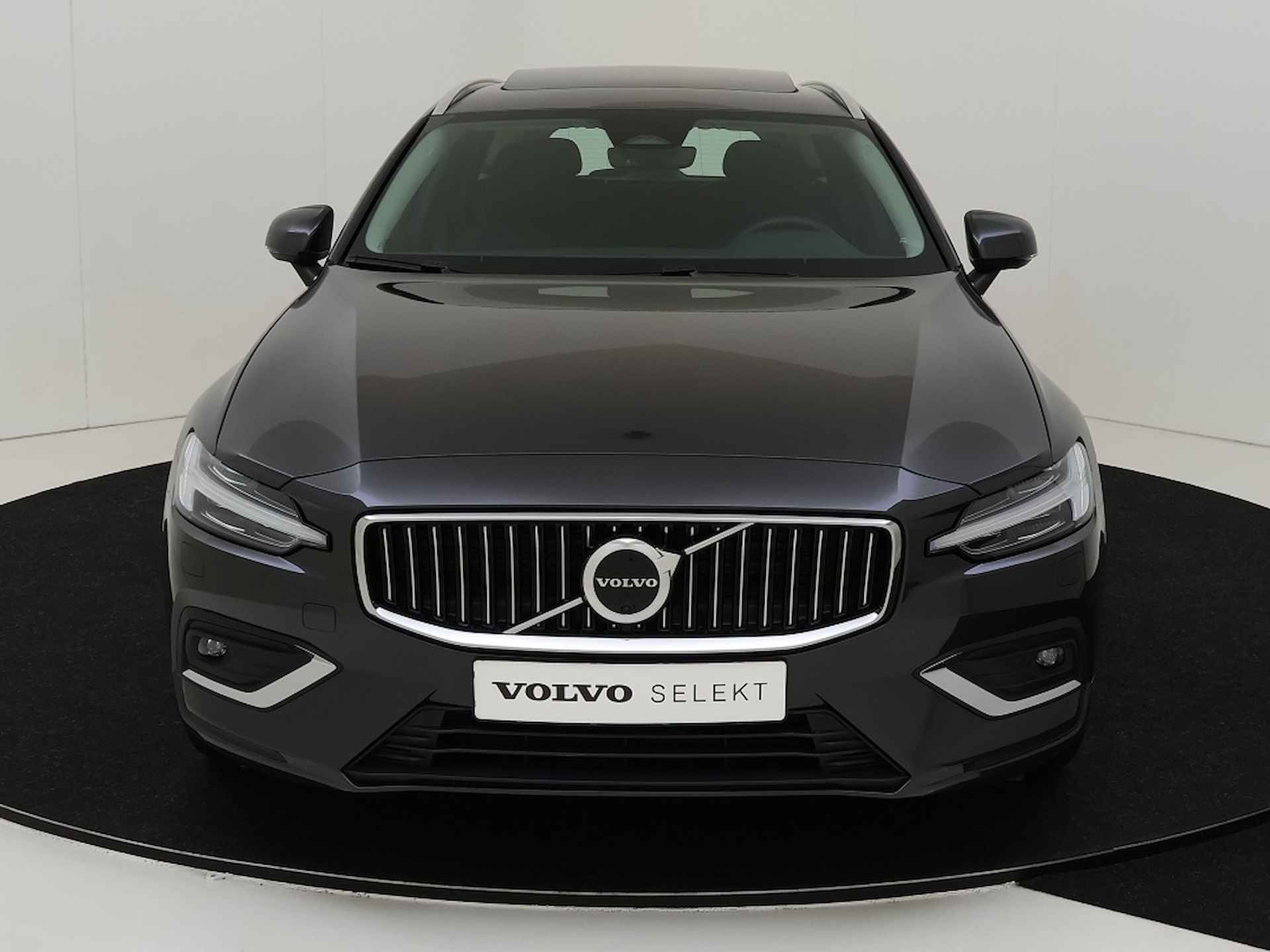 Volvo V60 B4 Plus Bright | Trekhaak | 360° Camera | - 3/41