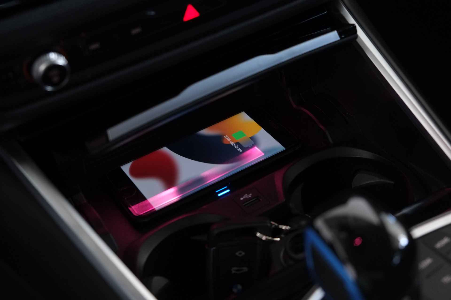 BMW i4 eDrive40 84 kWh / Navigatie / Carplay / LED / Camera - 31/34