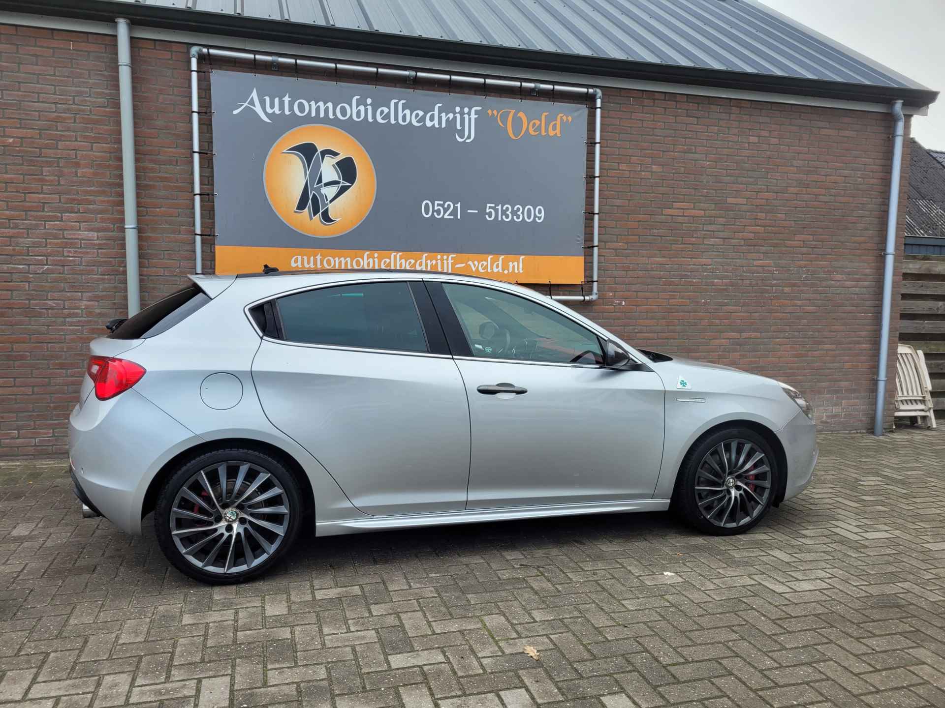 Alfa Romeo Giulietta 1.7 TBi Quadrifoglio Verde Launch Edition - 27/29