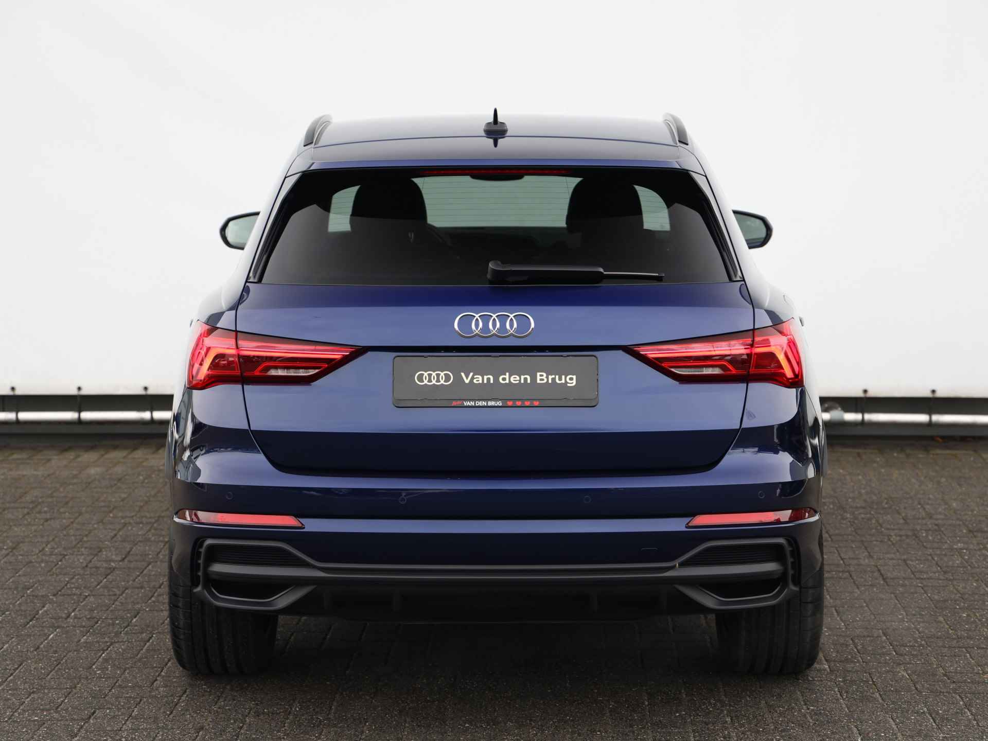 Audi Q3 45 TFSI e S edition 245pk | Keyless | Trekhaak | Adaptive Cruise | Dodehoekdetectie | Trekhaak | 19" Velgen | Apple Carplay | Navi - 6/32