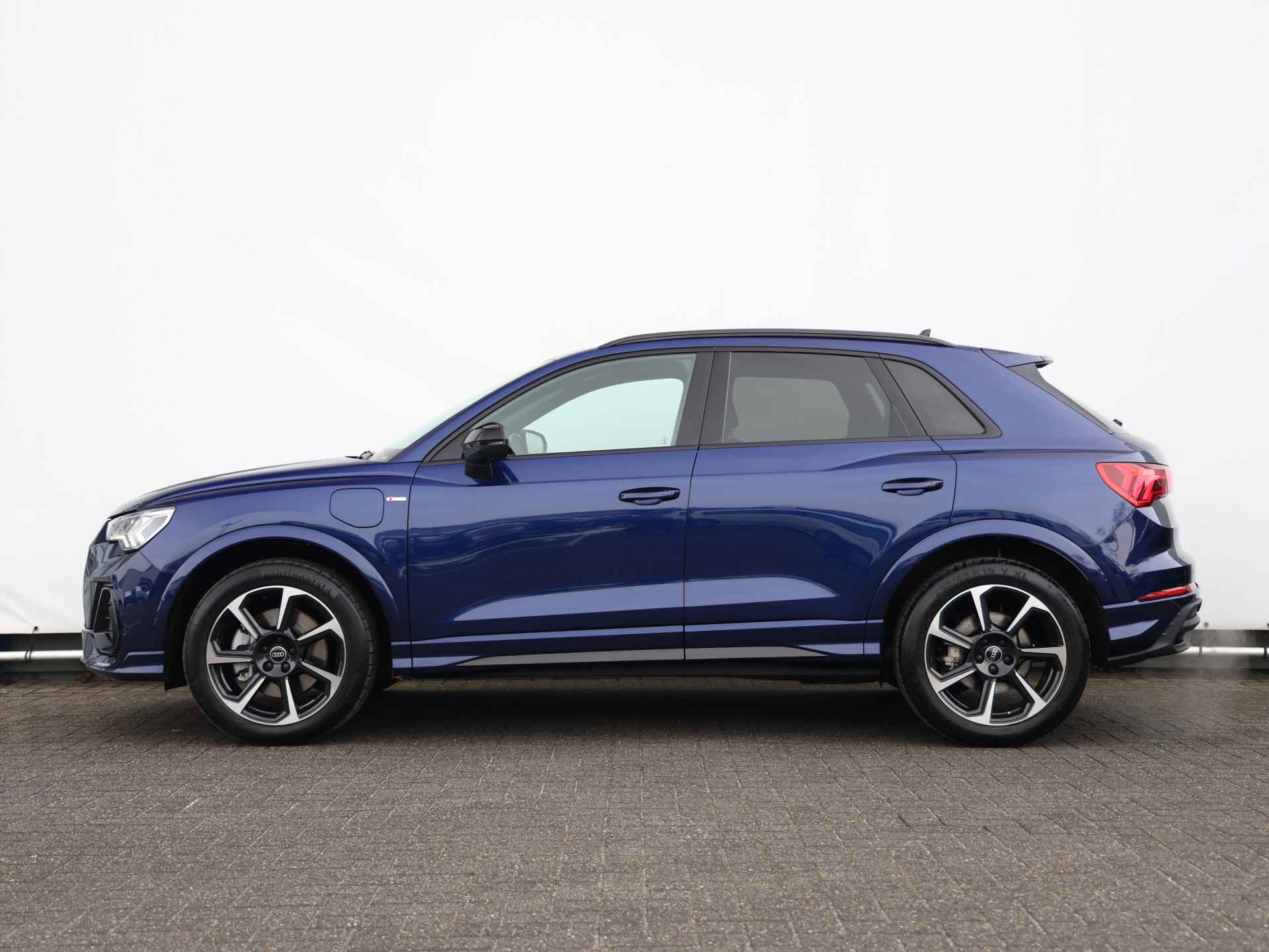 Audi Q3 45 TFSI e S edition 245pk | Keyless | Trekhaak | Adaptive Cruise | Dodehoekdetectie | Trekhaak | 19" Velgen | Apple Carplay | Navi - 14/32