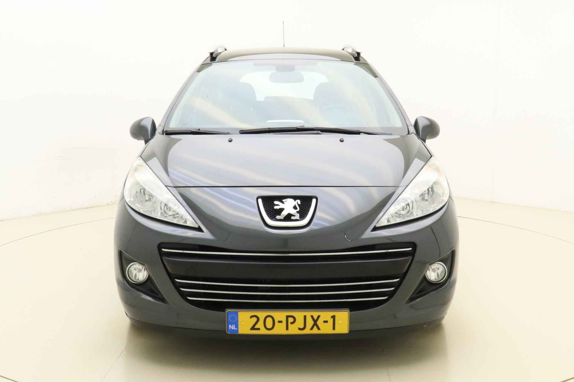 Peugeot 207 SW 1.6 VTi XS 120 PK | Handgeschakeld | Trekhaak | Panorama dak | Climate Control | Airco | Cruise Control | Voorraad - 7/31