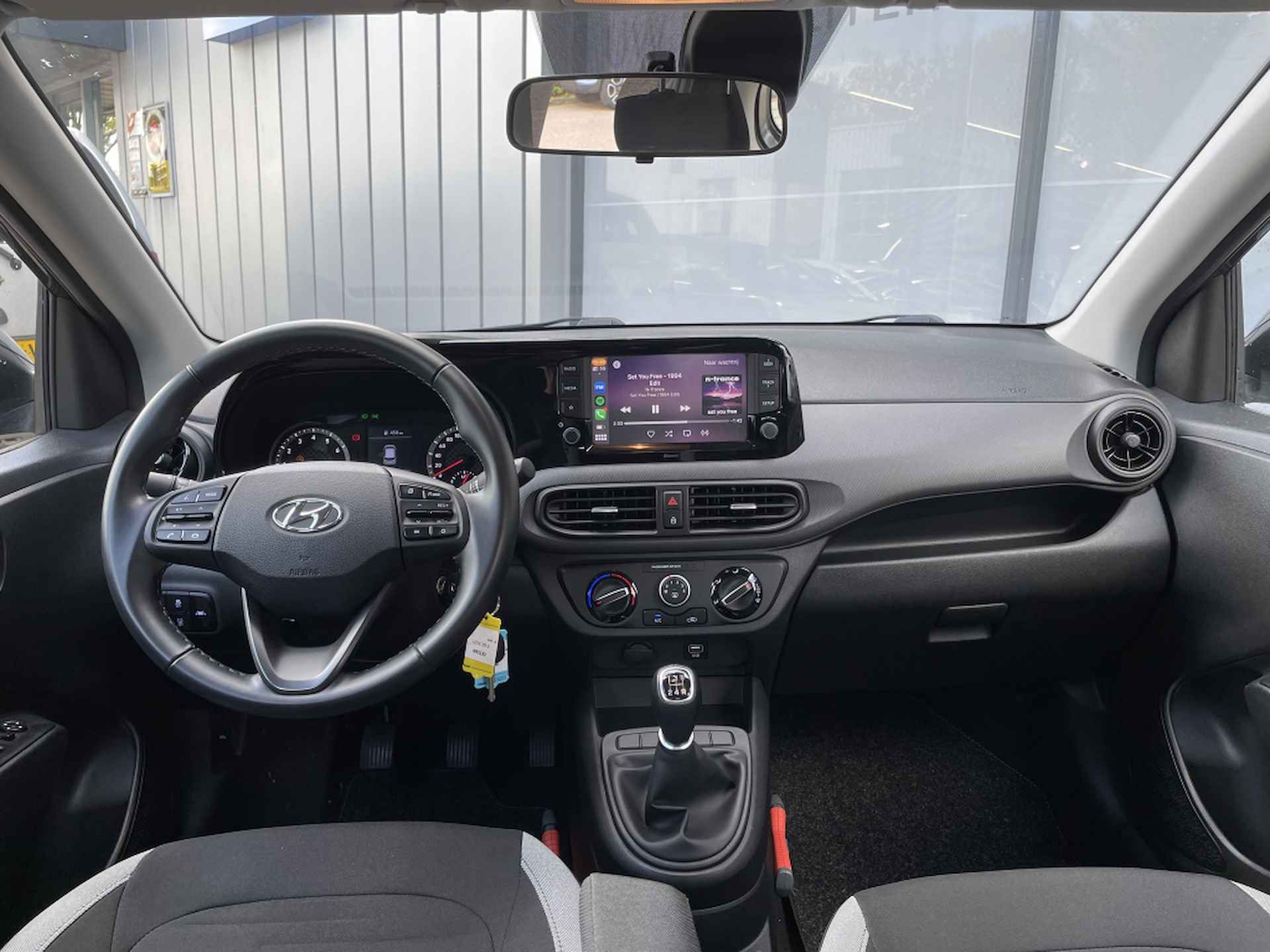 Hyundai i10 1.0 Comfort | Cruise | Carplay | Airco - 22/24