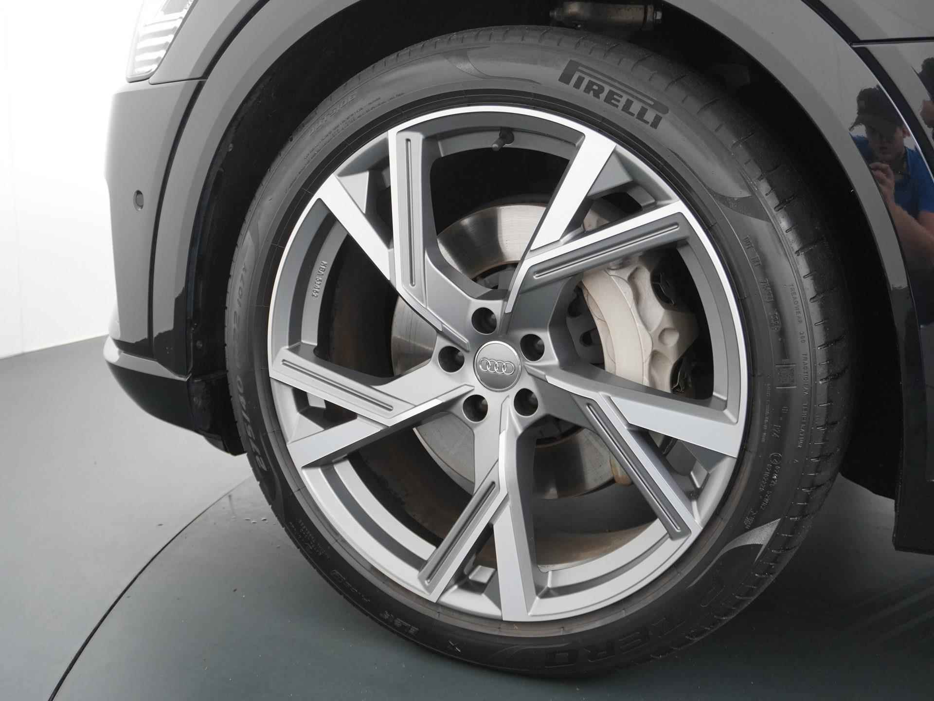 Audi E-tron 55 quattro S edition 95 kWh |HEAD UP | VIRTUAL MIRRORS | PANO| - 15/49