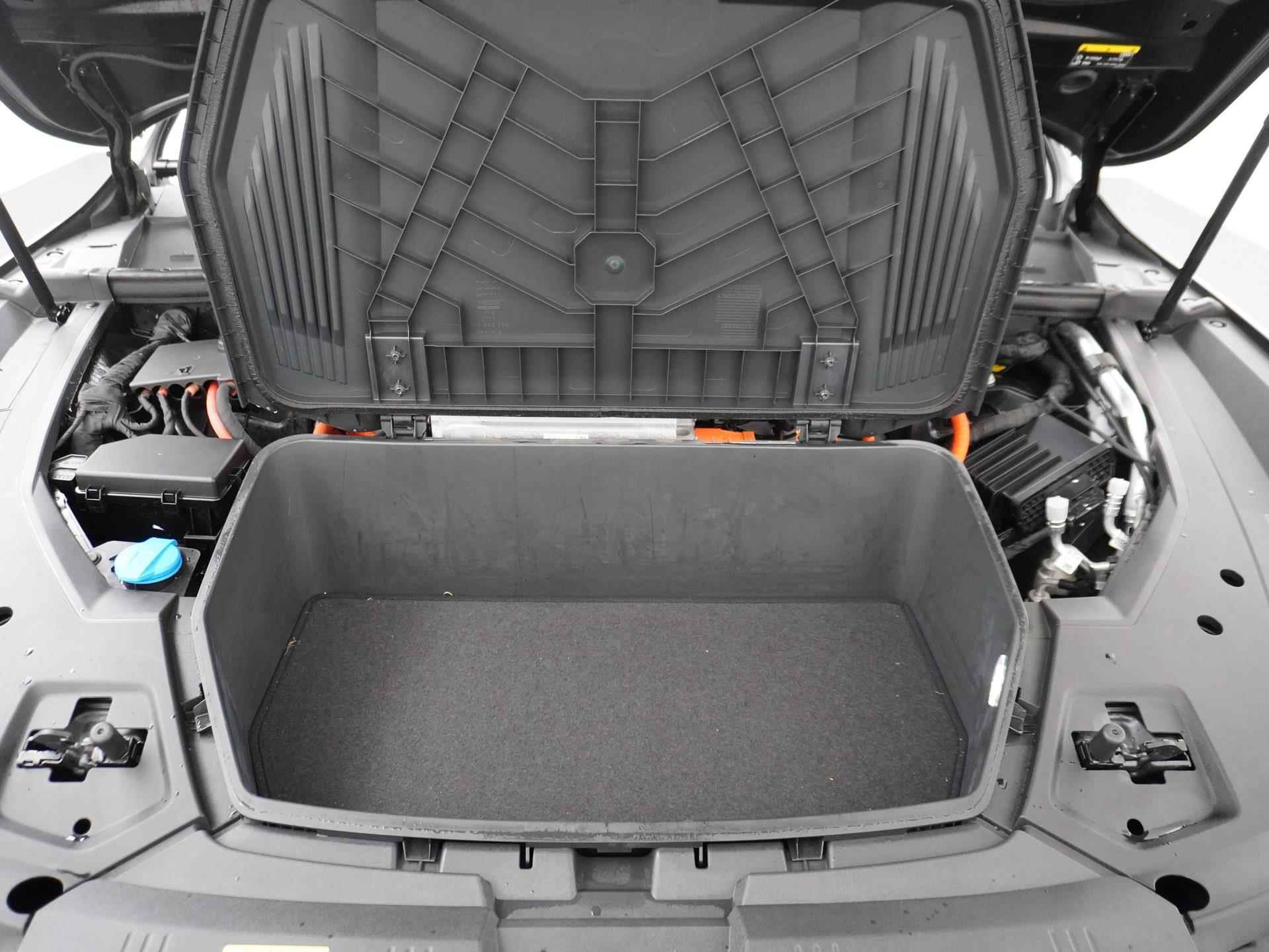 Audi E-tron 55 quattro S edition 95 kWh |HEAD UP | VIRTUAL MIRRORS | PANO| - 18/49