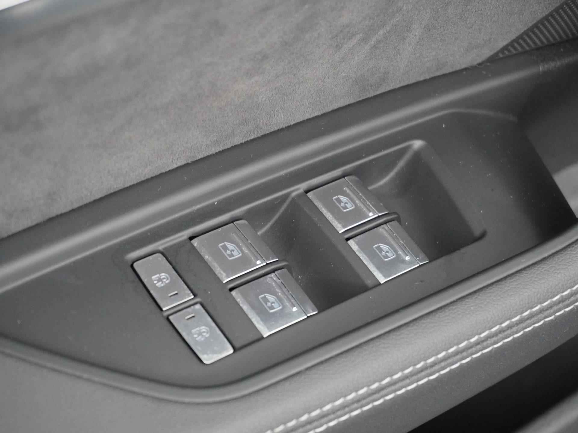 Audi E-tron 55 quattro S edition 95 kWh |HEAD UP | VIRTUAL MIRRORS | PANO| - 21/49