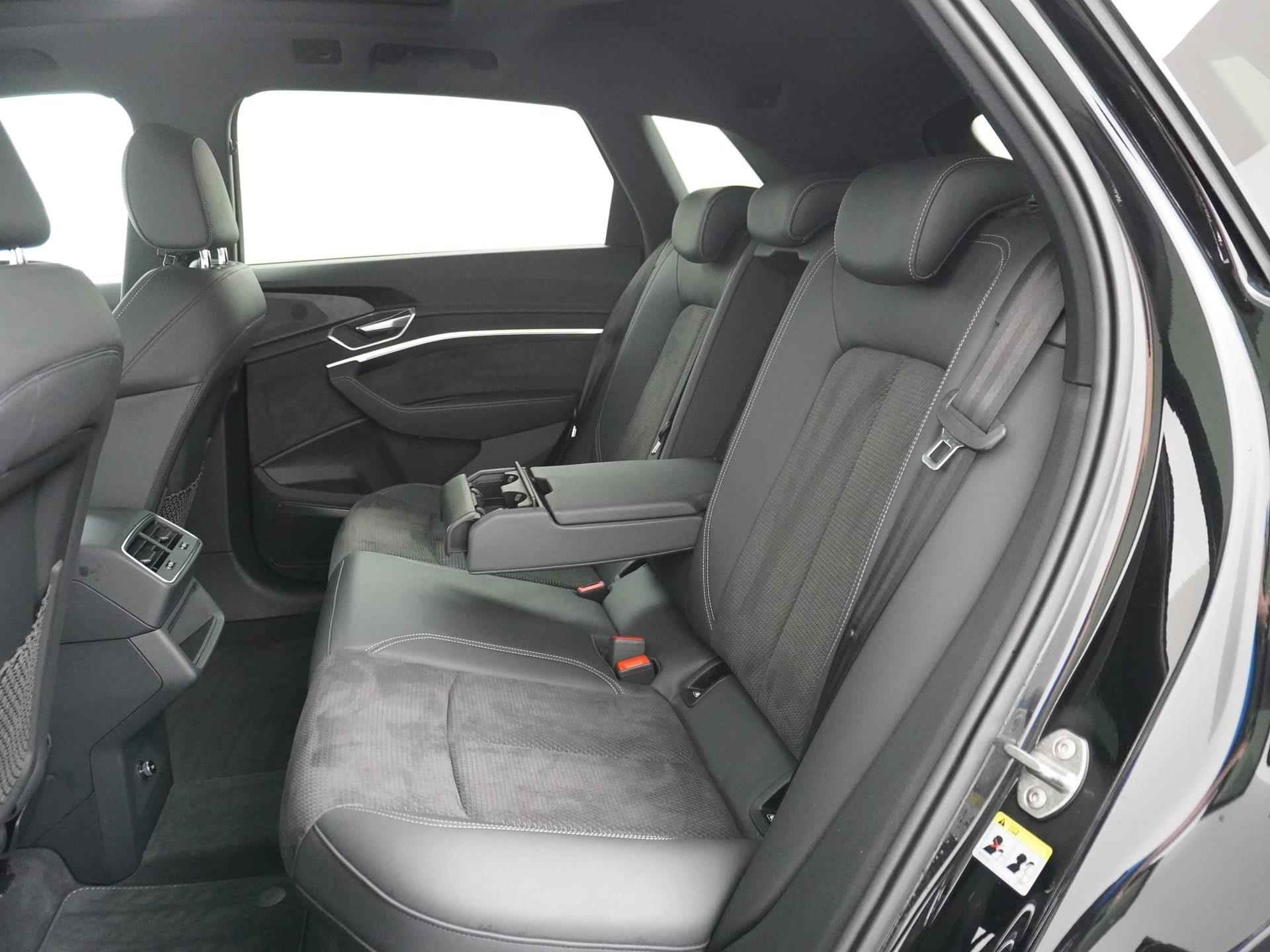 Audi E-tron 55 quattro S edition 95 kWh |HEAD UP | VIRTUAL MIRRORS | PANO| - 25/49