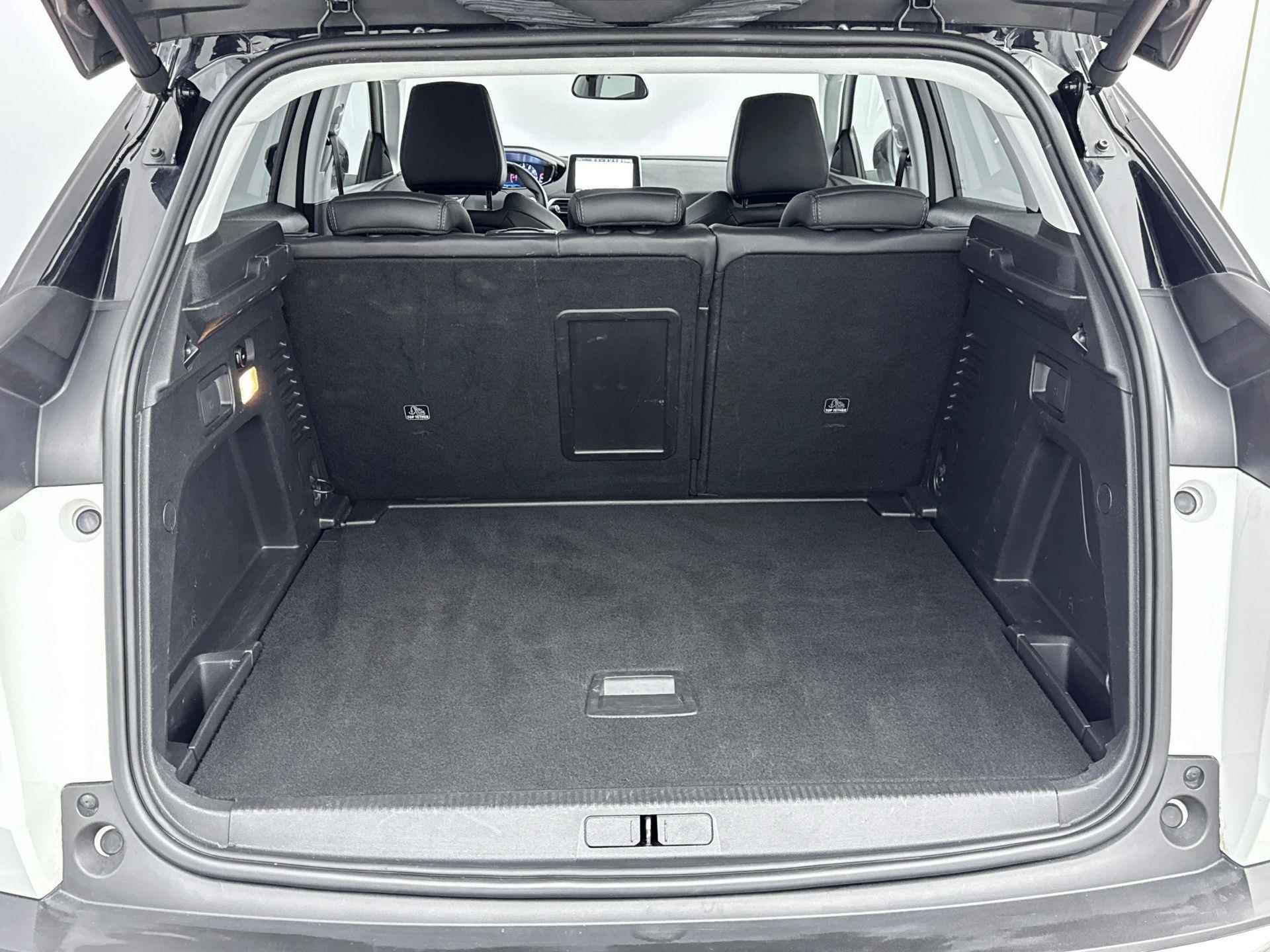 Peugeot 3008 SUV 1.2 130 pk Blue Lease Premium Automaat | Navigatie | Camera | Elektrische Achterklep | CarPlay - 16/38