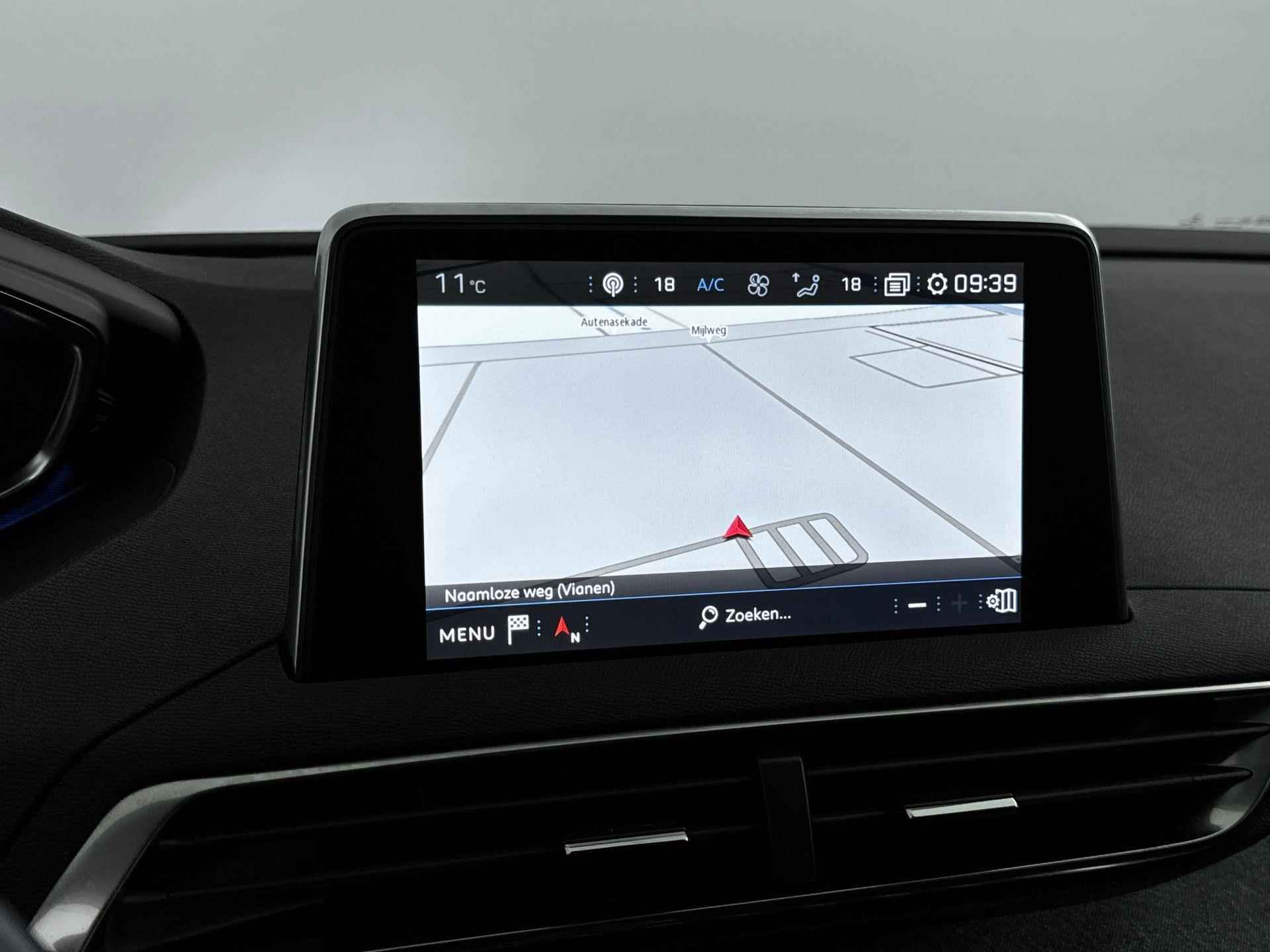 Peugeot 3008 SUV 1.2 130 pk Blue Lease Premium Automaat | Navigatie | Camera | Elektrische Achterklep | CarPlay - 22/38