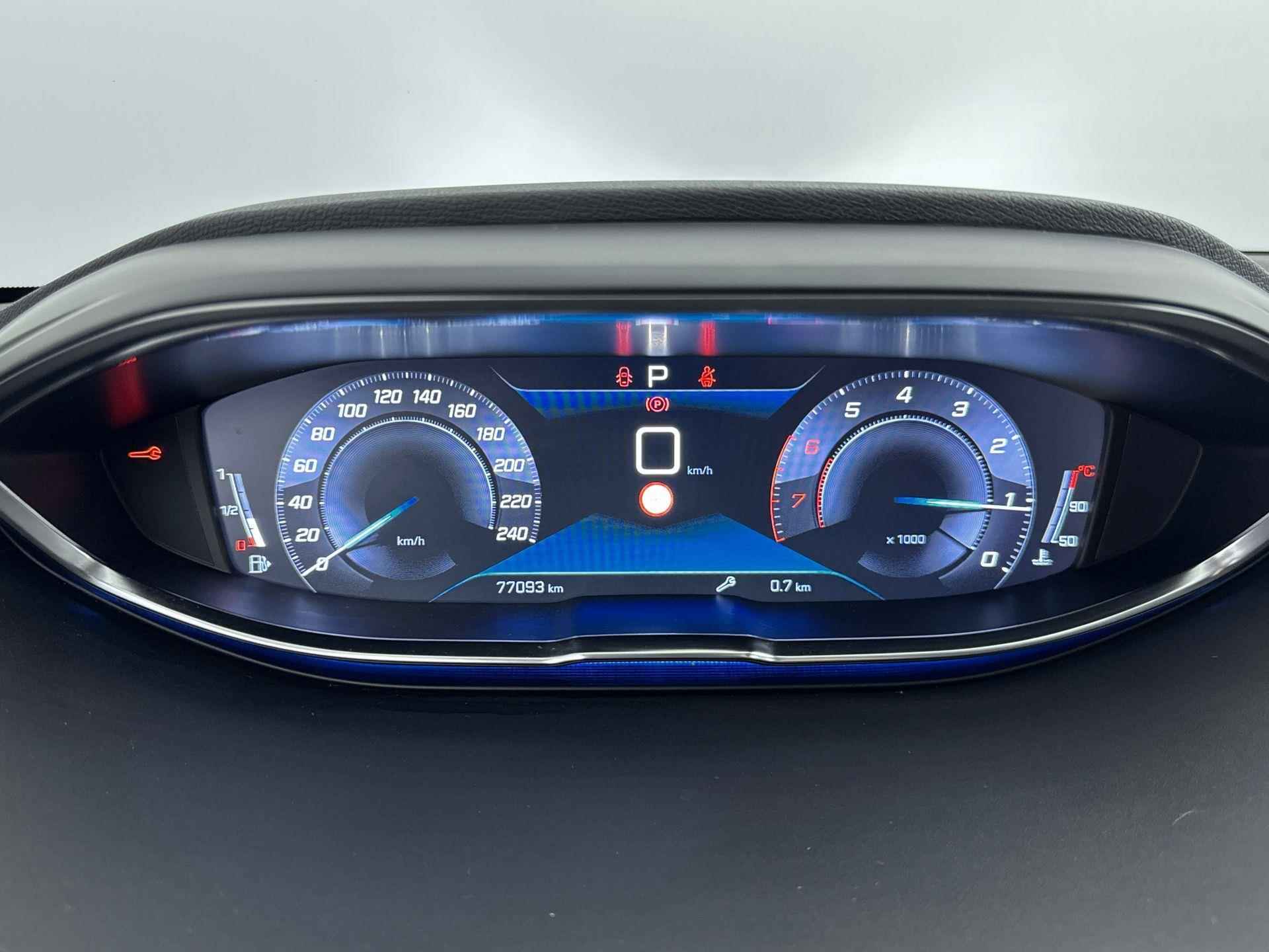 Peugeot 3008 SUV 1.2 130 pk Blue Lease Premium Automaat | Navigatie | Camera | Elektrische Achterklep | CarPlay - 23/38