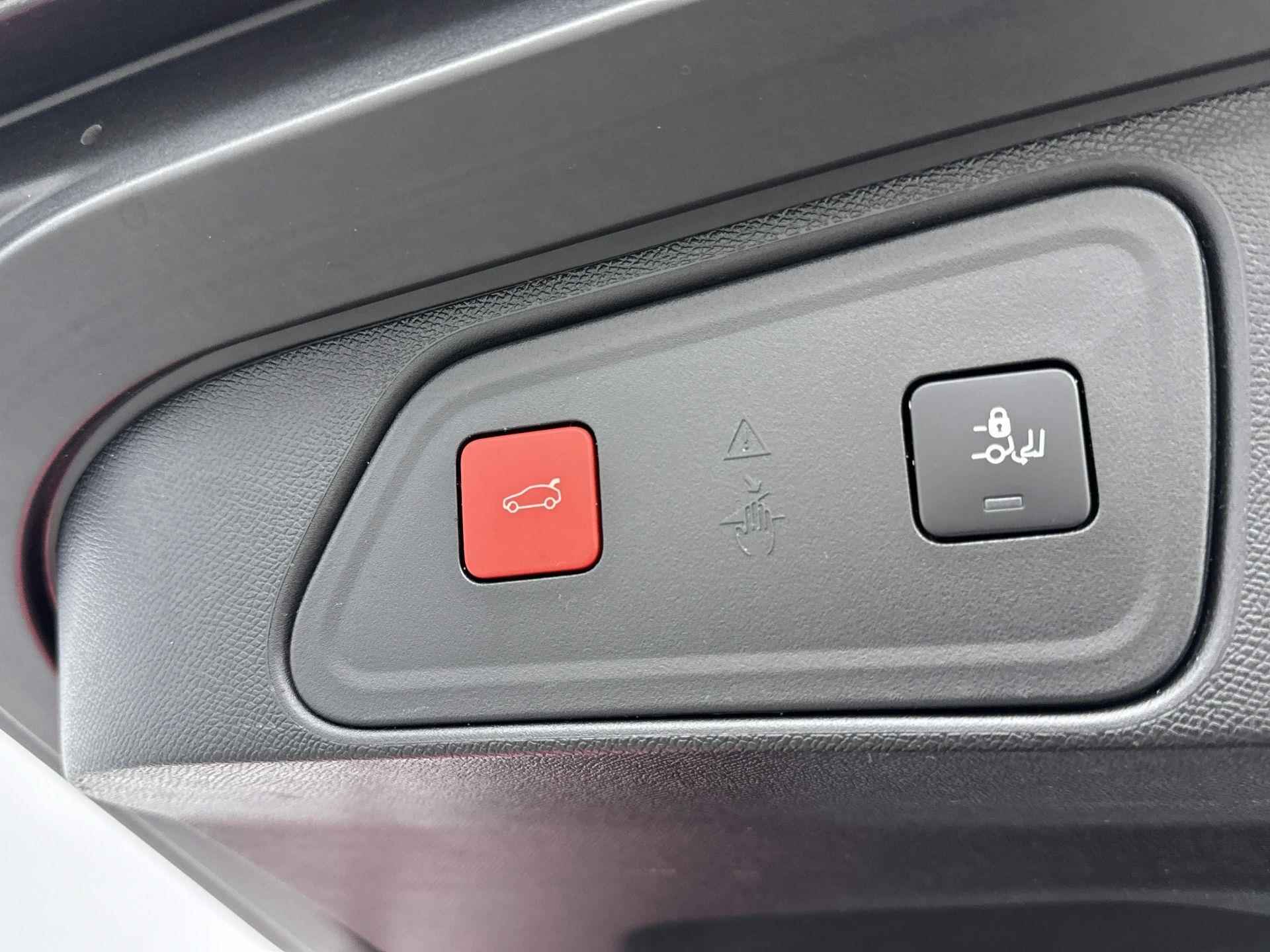 Peugeot 3008 SUV 1.2 130 pk Blue Lease Premium Automaat | Navigatie | Camera | Elektrische Achterklep | CarPlay - 27/38