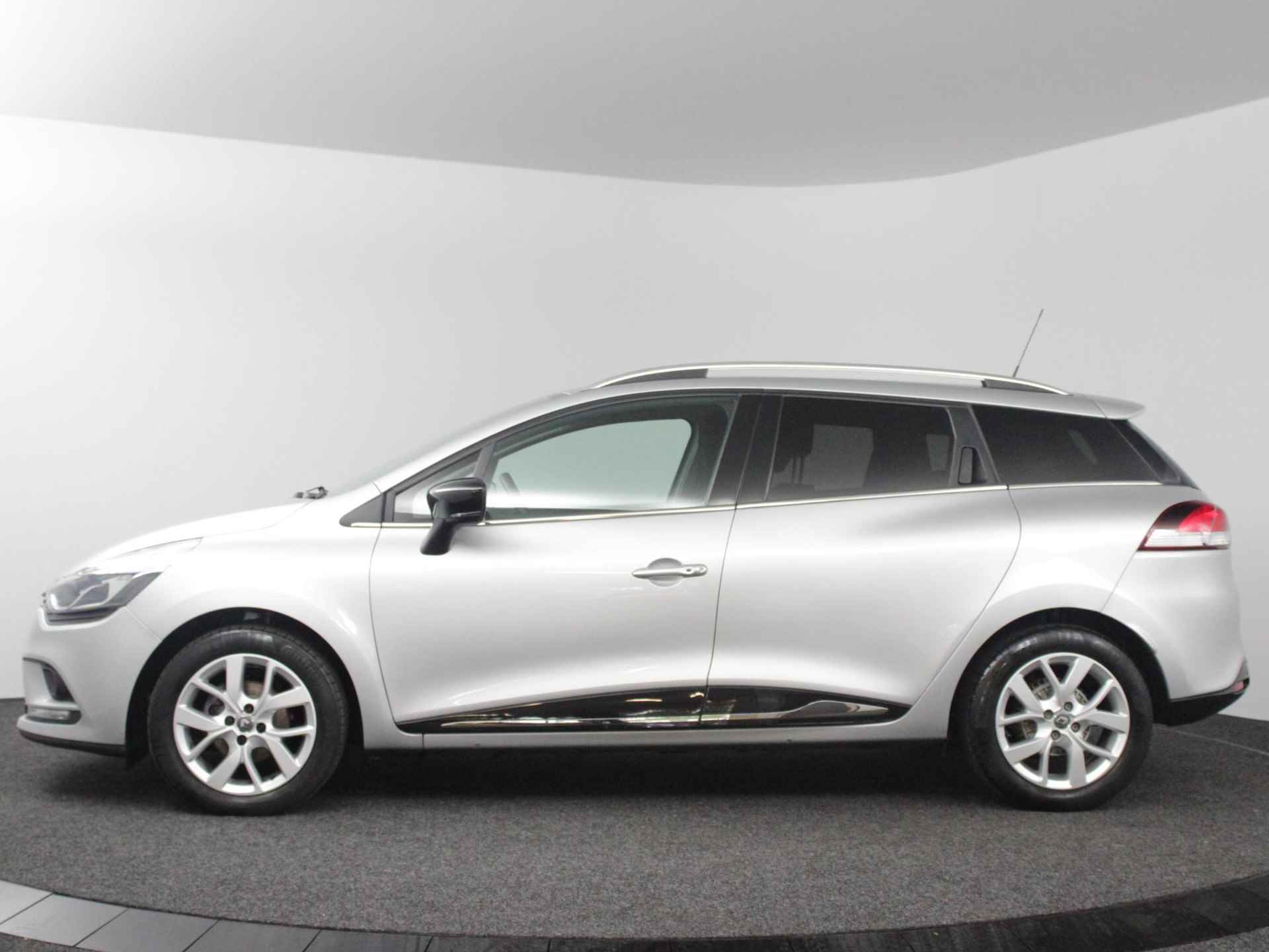 Renault Clio Estate 0.9 TCe 90 Limited | Volledig Dealeronderhouden | Climate Control | DAB+ | Navigatie | - 14/44