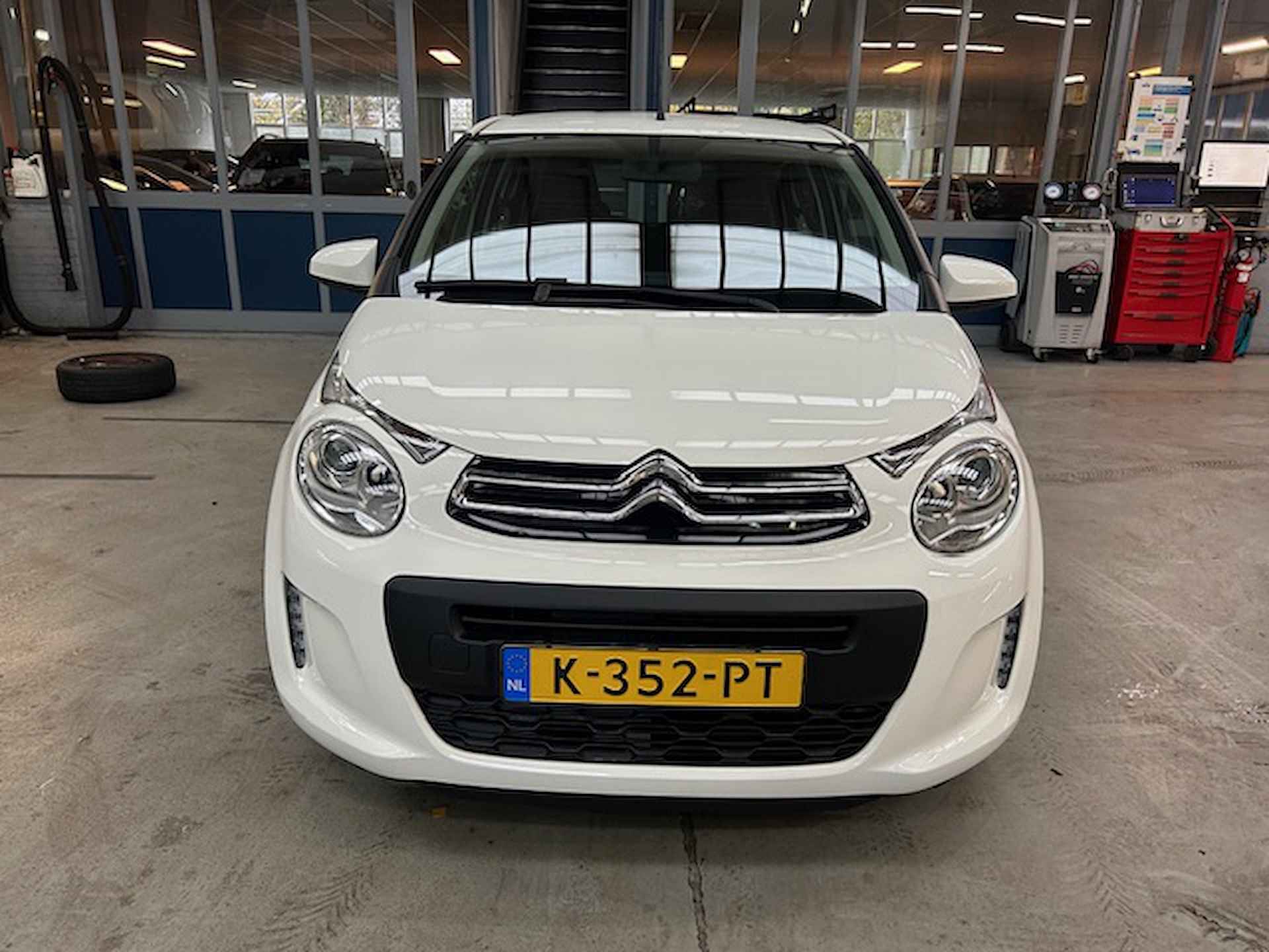 Citroen C1 1.0 VTi 72PK 5D Feel | Airco | Bluetooth | Elektr. ramen | NAP | Rijklaar prijs! - 7/17