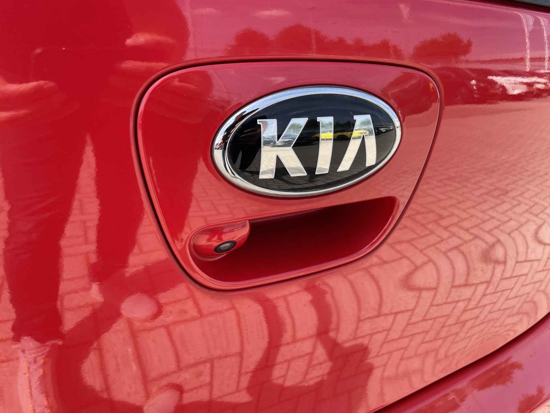 Kia Picanto 1.0 CVVT First Edition | Navigatie | Camera | Climate Control | Lichtmetalen Velgen - 23/37