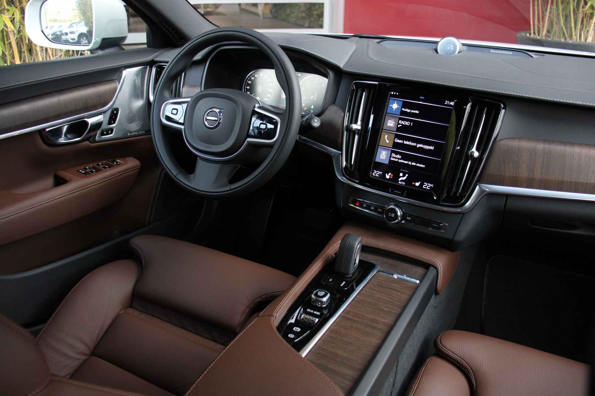 Volvo V90 Cross Country B5 AWD 250pk Pro | Bowers&Wilkins | Schuifdak | Power Seats | 360 Camera | Pilot Assist - 4/34