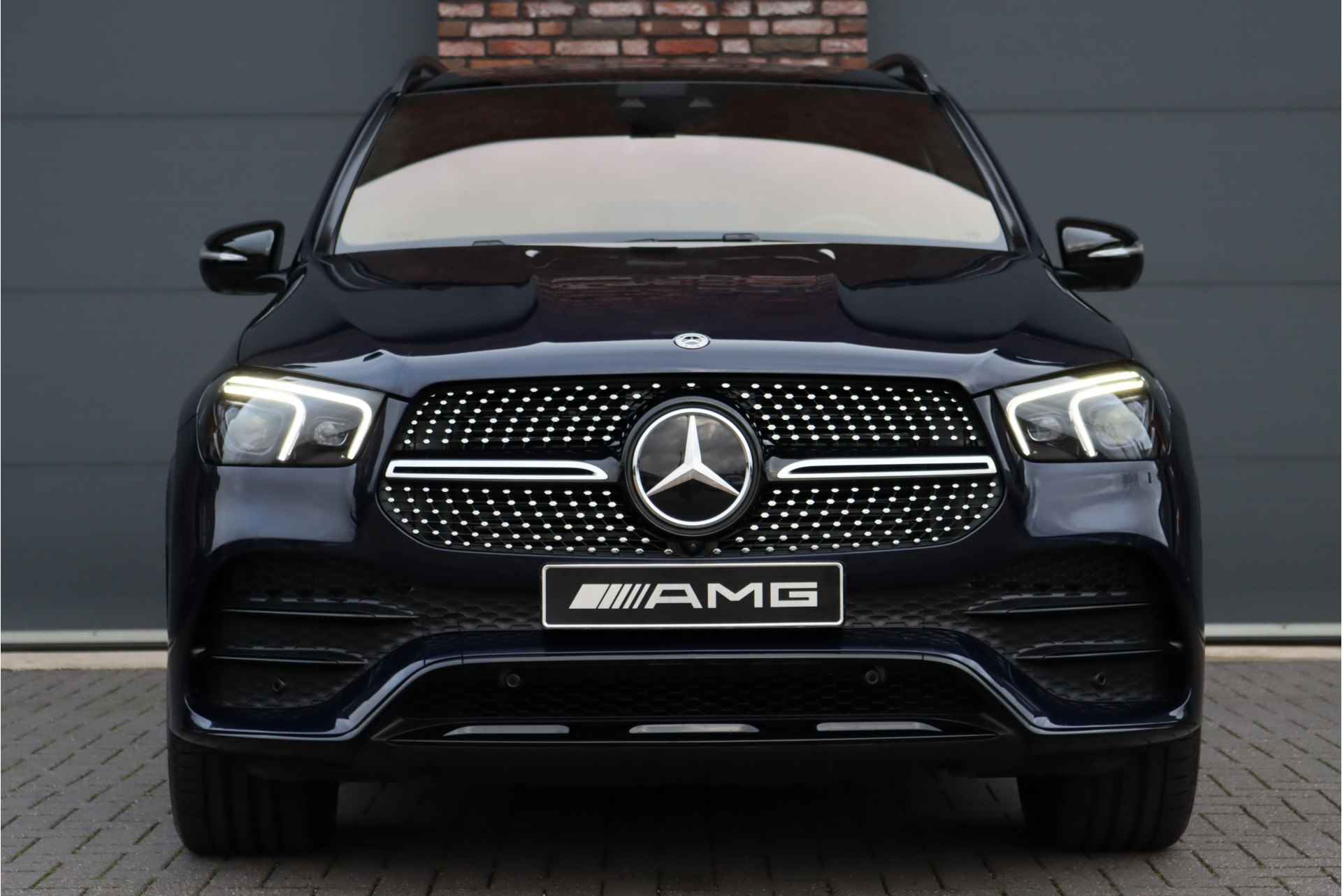 Mercedes-Benz GLE 350 e 4-MATIC Premium+ AMG Line Aut9, Hybride, Luchtvering, Panoramadak, Memory, Distronic+, Massage, Stoelverwarming-/ventilatie, Stuurverwarming, Vlakkenverwarming, Keyless Go, Burmester, Etc. - 10/42