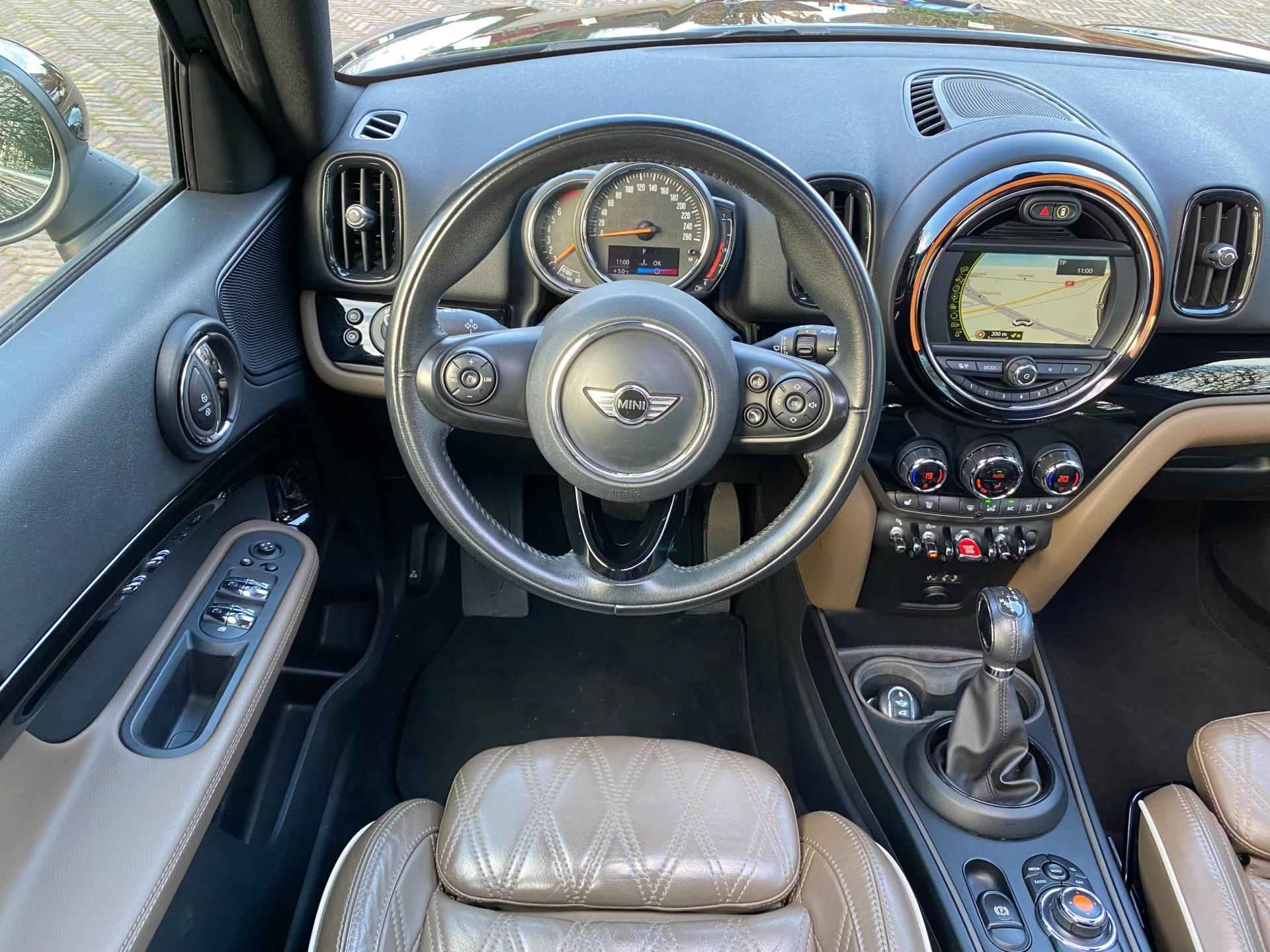 MINI Countryman 1.5 Cooper | Leder | Panoramadak | Full LED | NAP | Garantie - 4/28