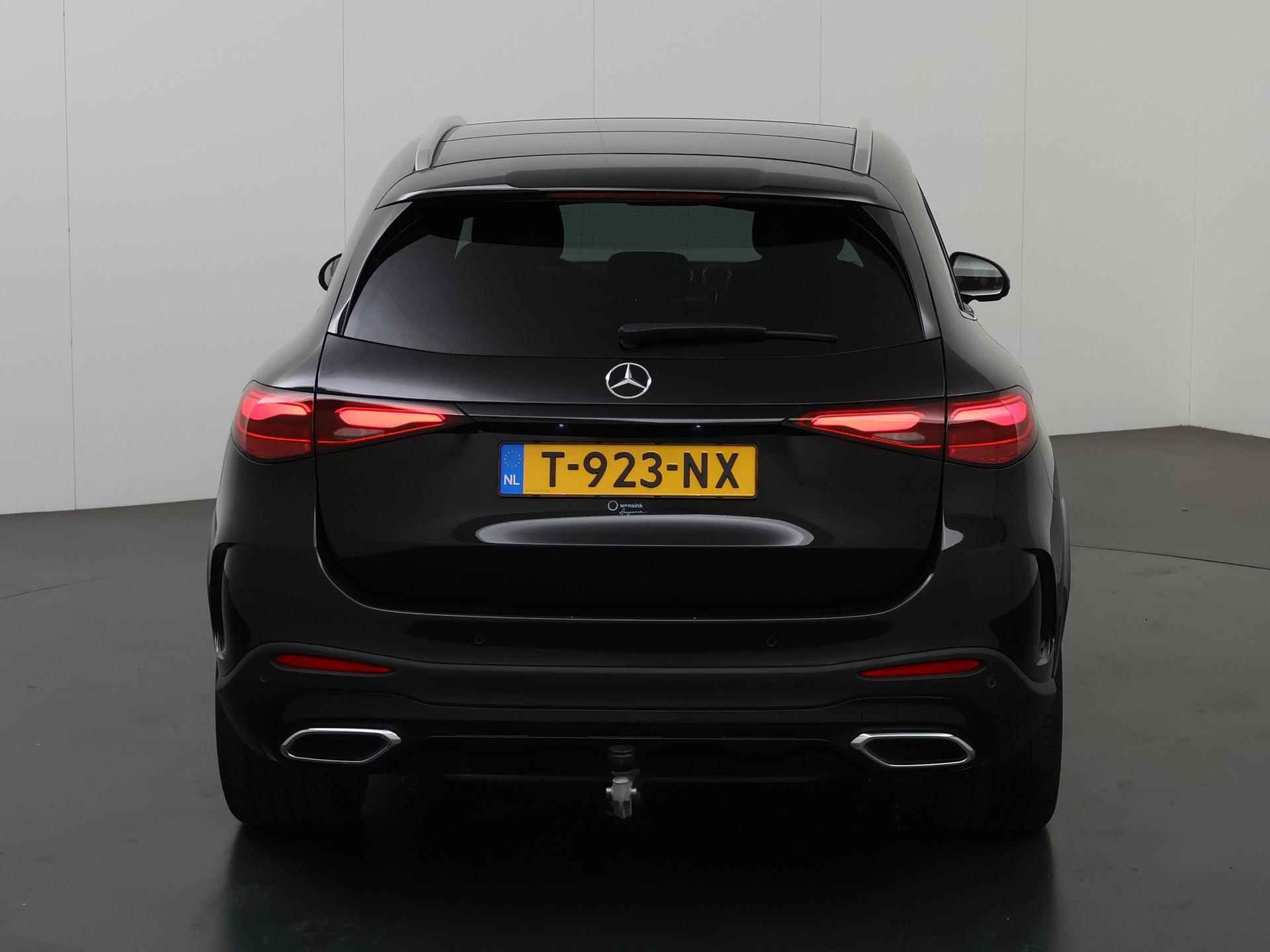 Mercedes-Benz GLC-klasse 300e 4MATIC AMG Line | Lederen bekleding | Panoramadak | Rij-assistentiepakket | Trekhaak wegklapbaar | Burmester surround | Winterpakket | Memory pakket - 5/49