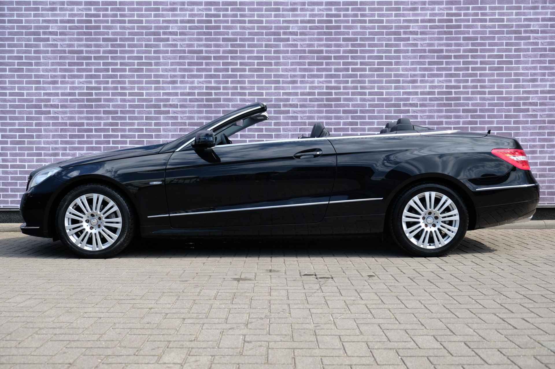 Mercedes-Benz E-klasse Cabrio 200 CGI Elegance | Cruise Control | Lederen Bekleding | Soft Top | Voorstoelen Verwarmd | Automaat | - 4/35