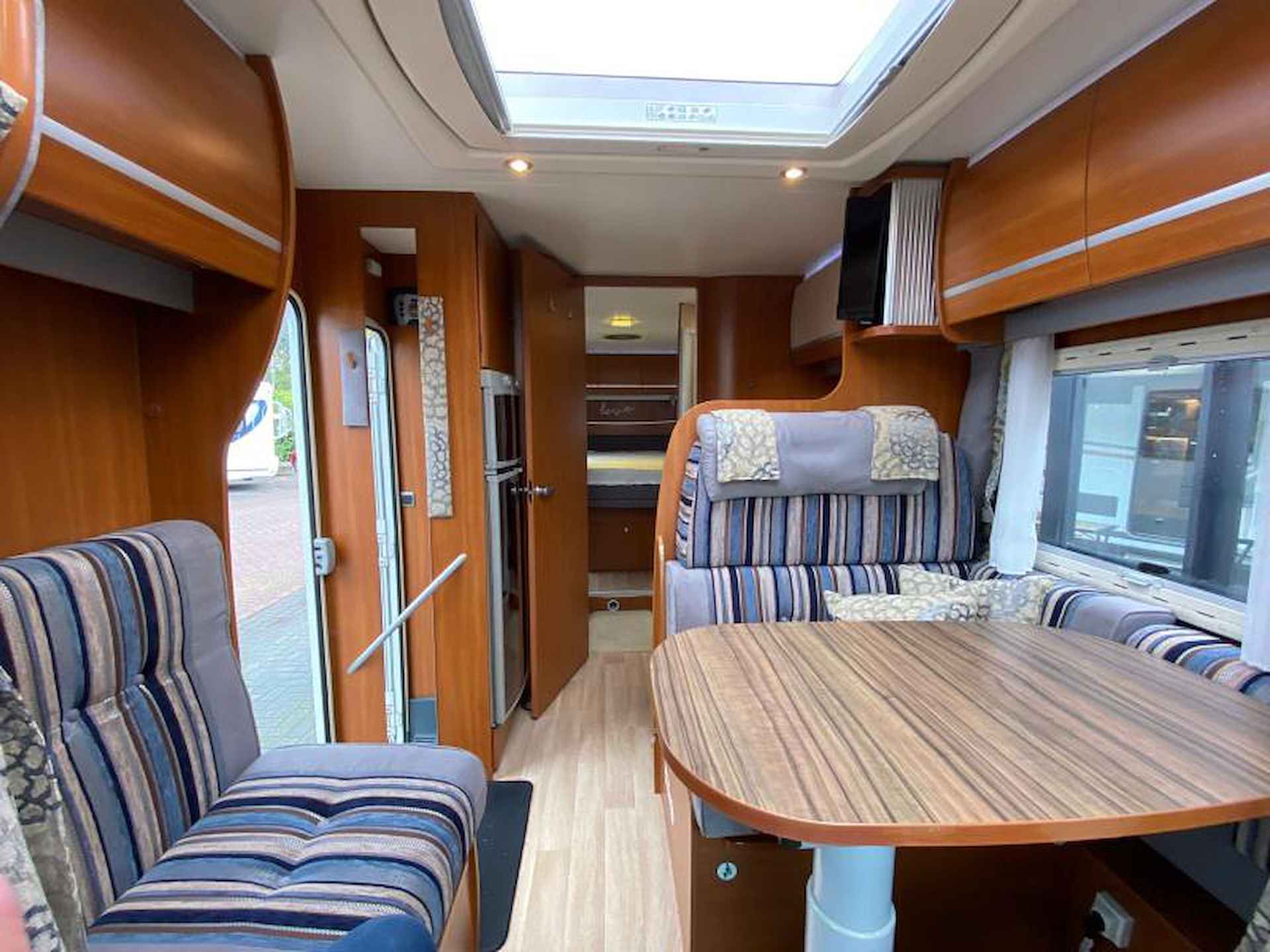 Chausson Welcome 78 Queensbed 63000 km 2010 - 11/20